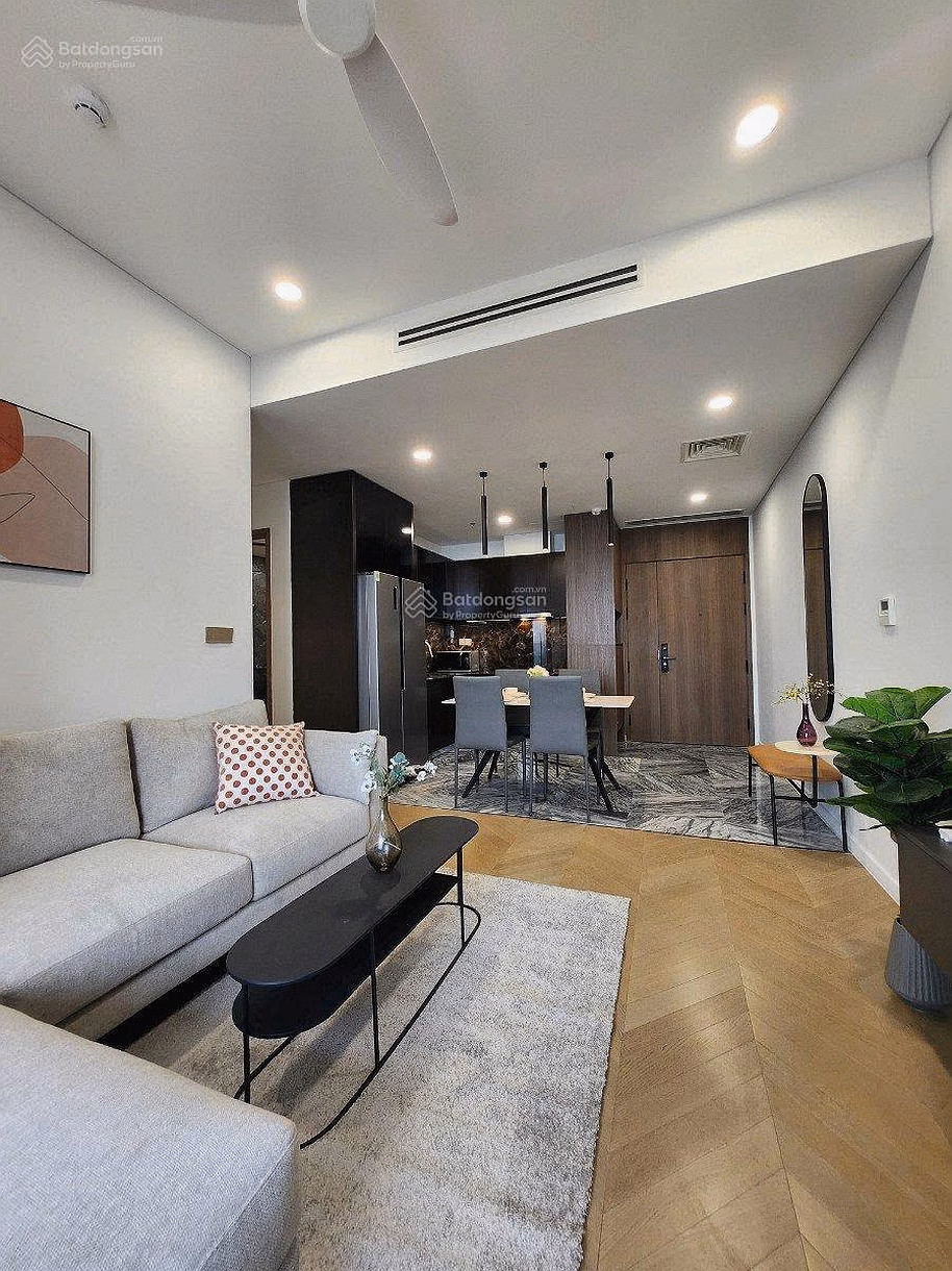 Hot 3-bedroom apartment at Lumiere Riverside, fully furnished, available, price 50 million