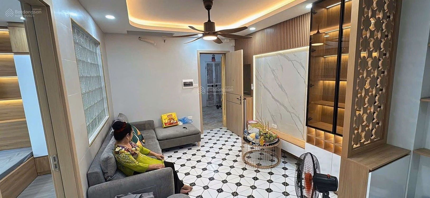 Urgent sale of Cau Dien Urban Area, Hoang Cong Chat next to Goldmark city -52m -2 bedrooms -fully furnished, Vip