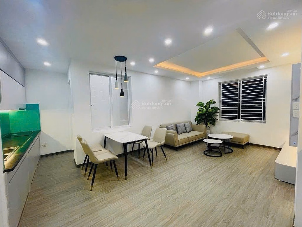 Urgent sale of 2 bedroom apartment - Giao Luu City Area - Pham Van Dong. Price 4.67