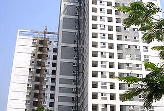 Selling middle floor apartment, Veam Tay Ho building, 689 Lac Long Quan - Vuon Dao area, 137m2, 3N, 100 million/m2