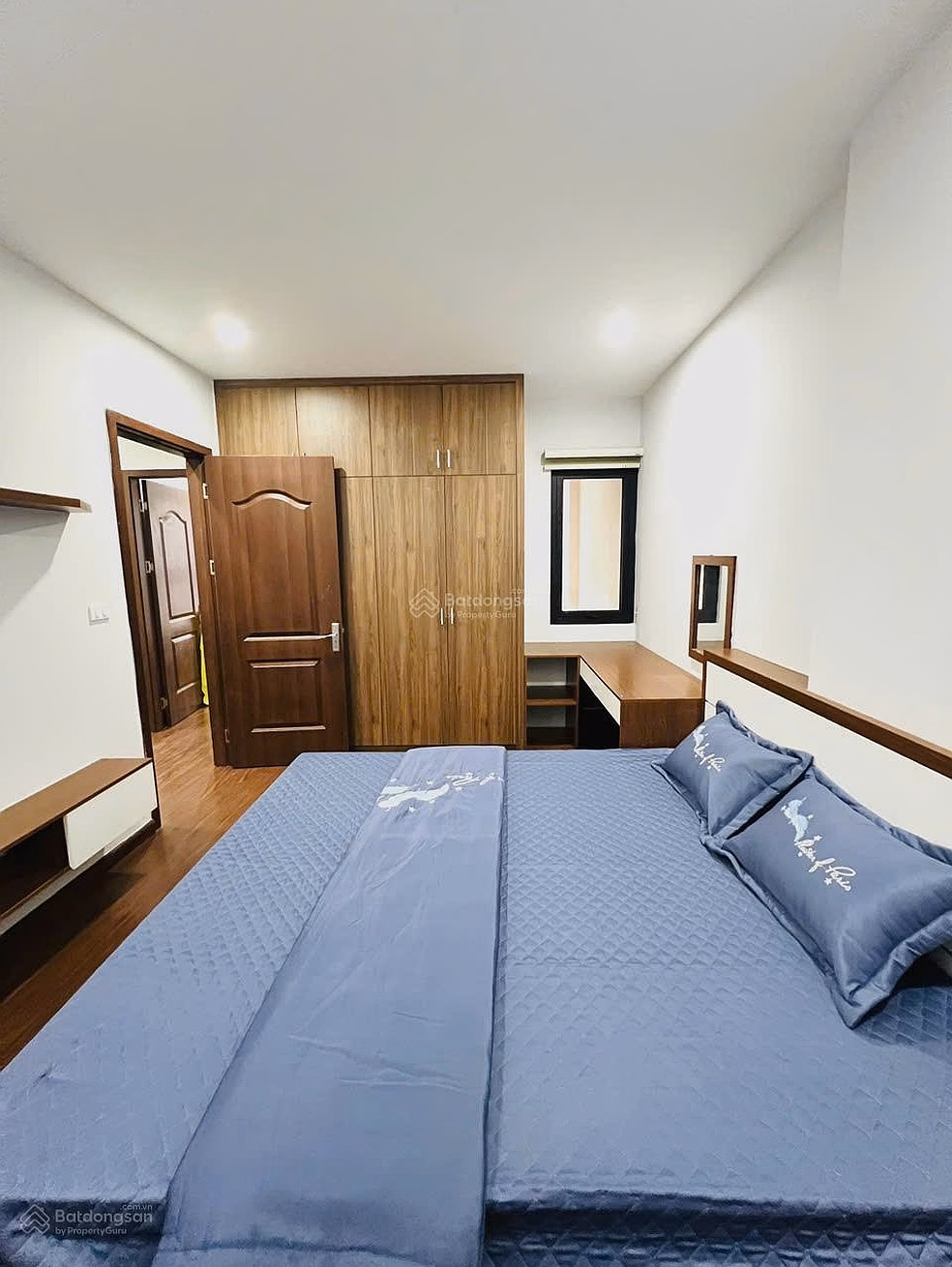 Apartment for sale (2 bedrooms, 2 bedrooms) Roman Plaza 70m², beautiful house with cool direction 6.6 billion permanent registration (0968 943 ***)