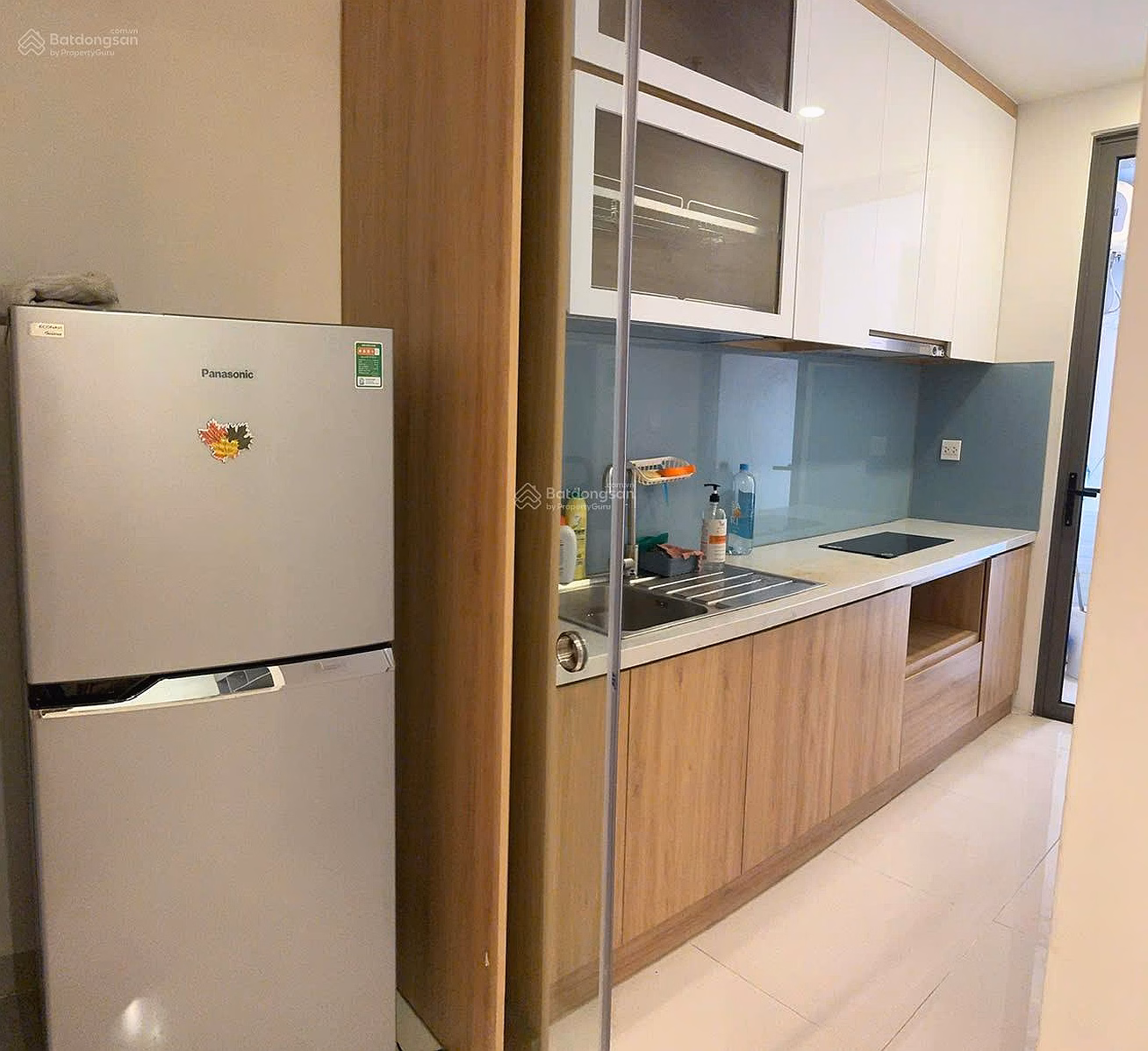 Charmington La Pointe luxury apartment for rent in District 10. 40m2 - Studio with clear view, beautiful house, move in immediately