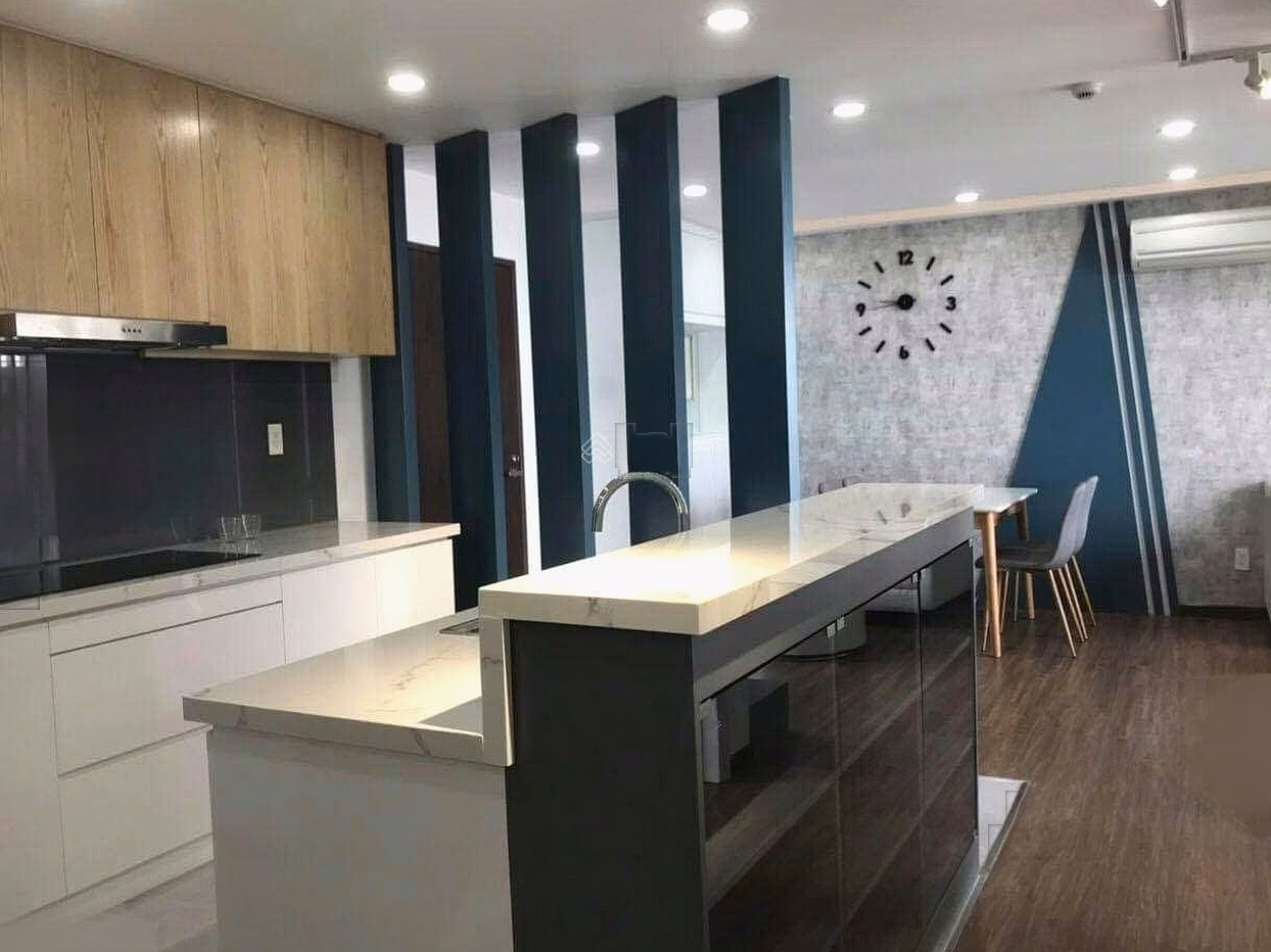 Apartment for rent in Hung Phuc PMH District 7, 3 bedrooms. Price 23 million*** Phuong