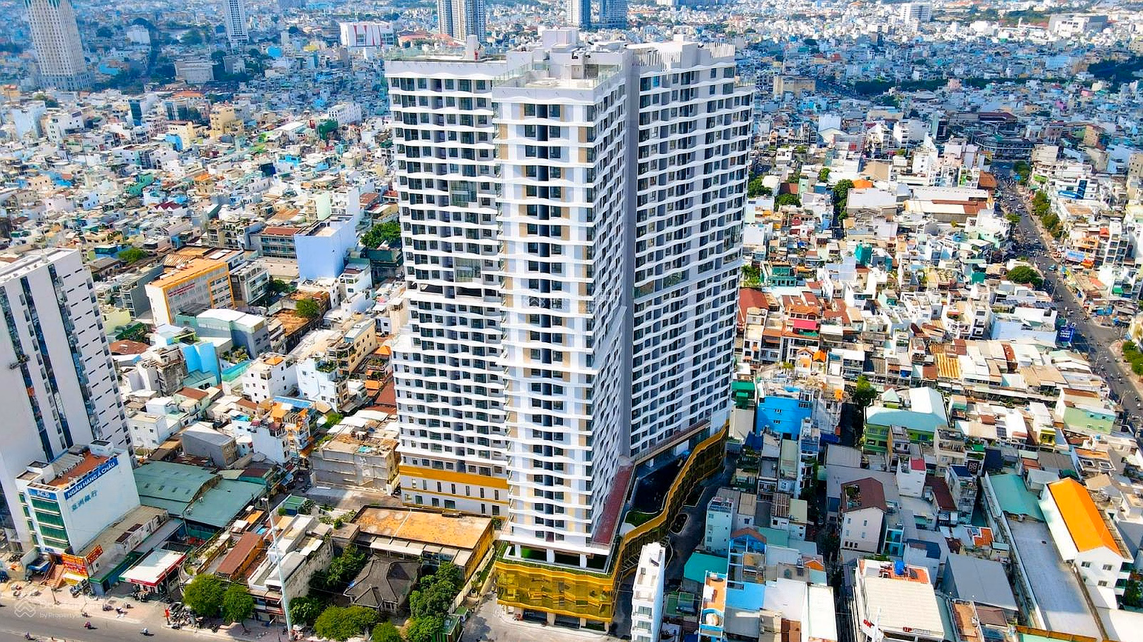 Selling apartment 2 bedrooms, 2 bathrooms D - Homme, Hong Bang street, price 5 billion 6, 102% including all documents