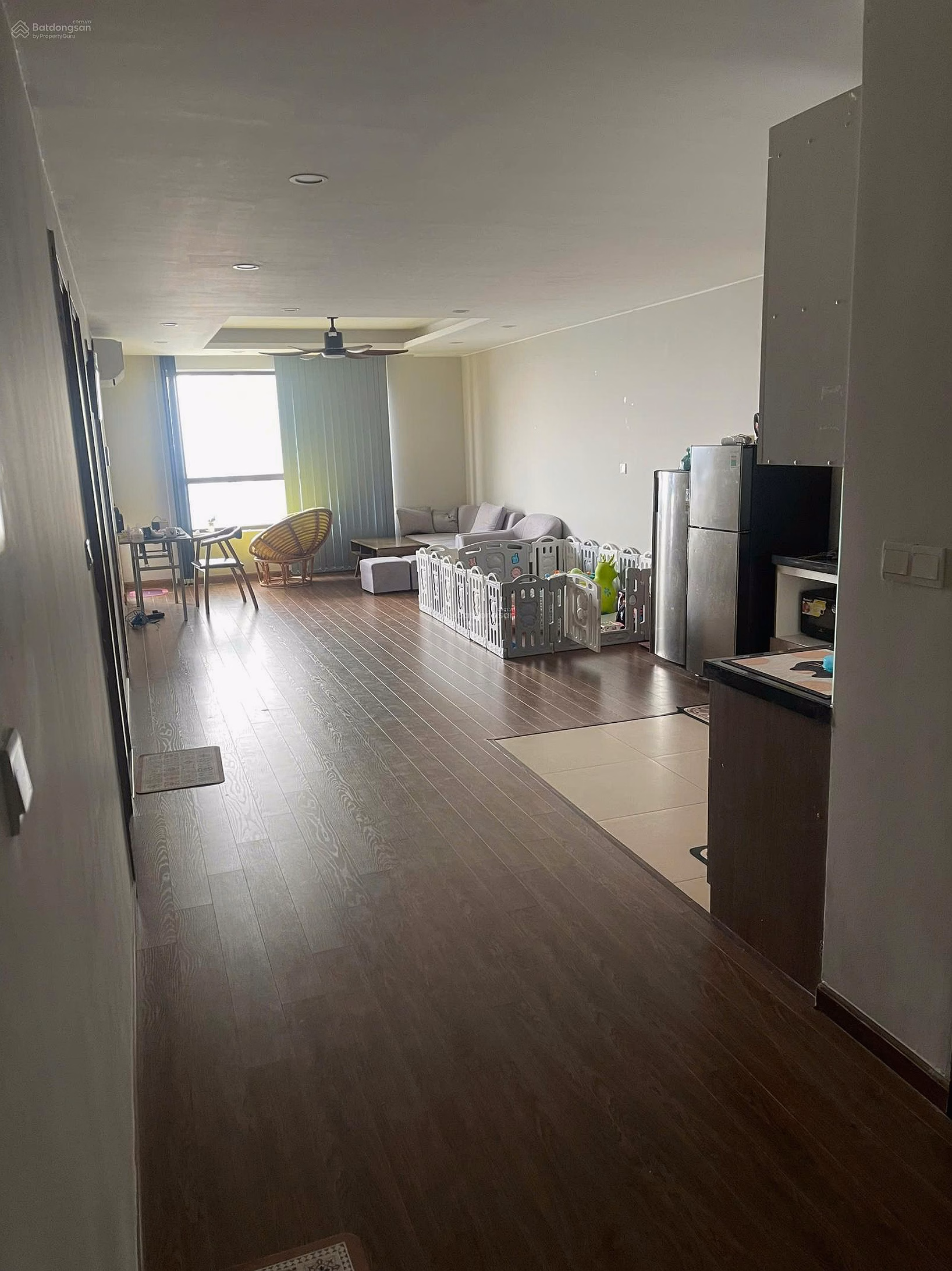 Urgent sale 2 bedroom apartment 2 bathrooms 86m2, UDIC Westlake, view Lien Co Ngoai Giao Doan