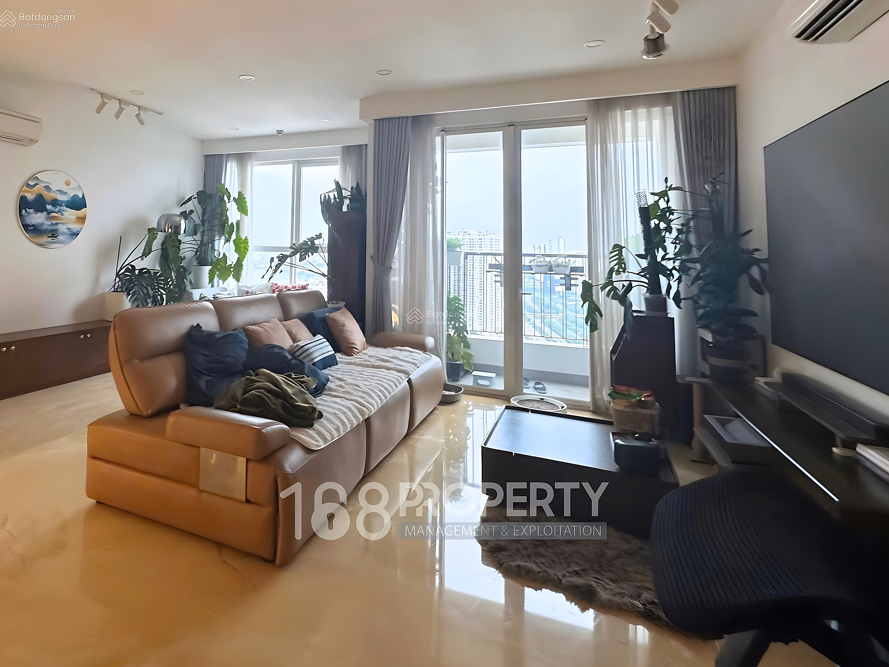 Thao Dien Pearl 2BR! Basic interior - House completely renovated. Extremely attractive price only 9 billion all in