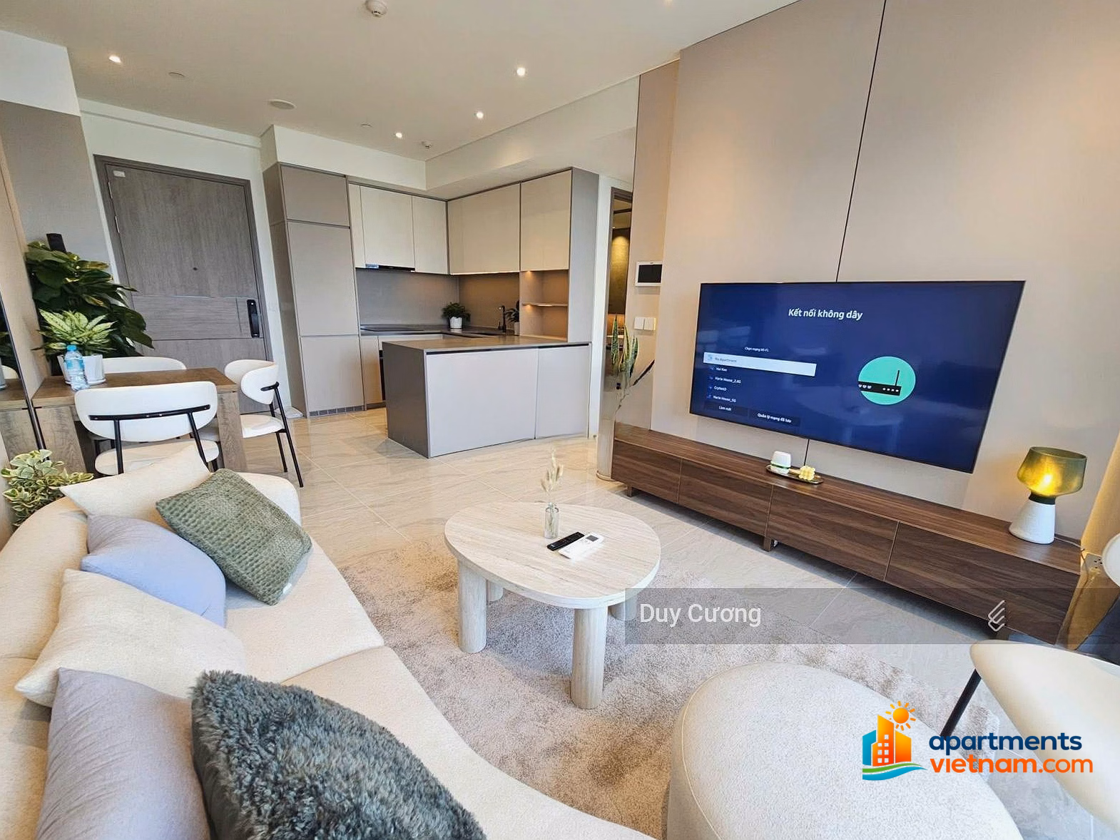 3 bedrooms, 20th floor Vinhomes Dcapitale apartment for rent