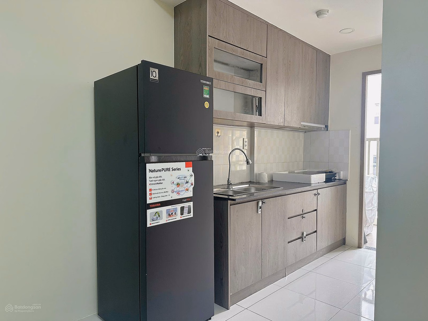 Urgent rent 2 bedroom 2 bathroom apartment, full furniture SKY9, price 9 million/month, move in immediately