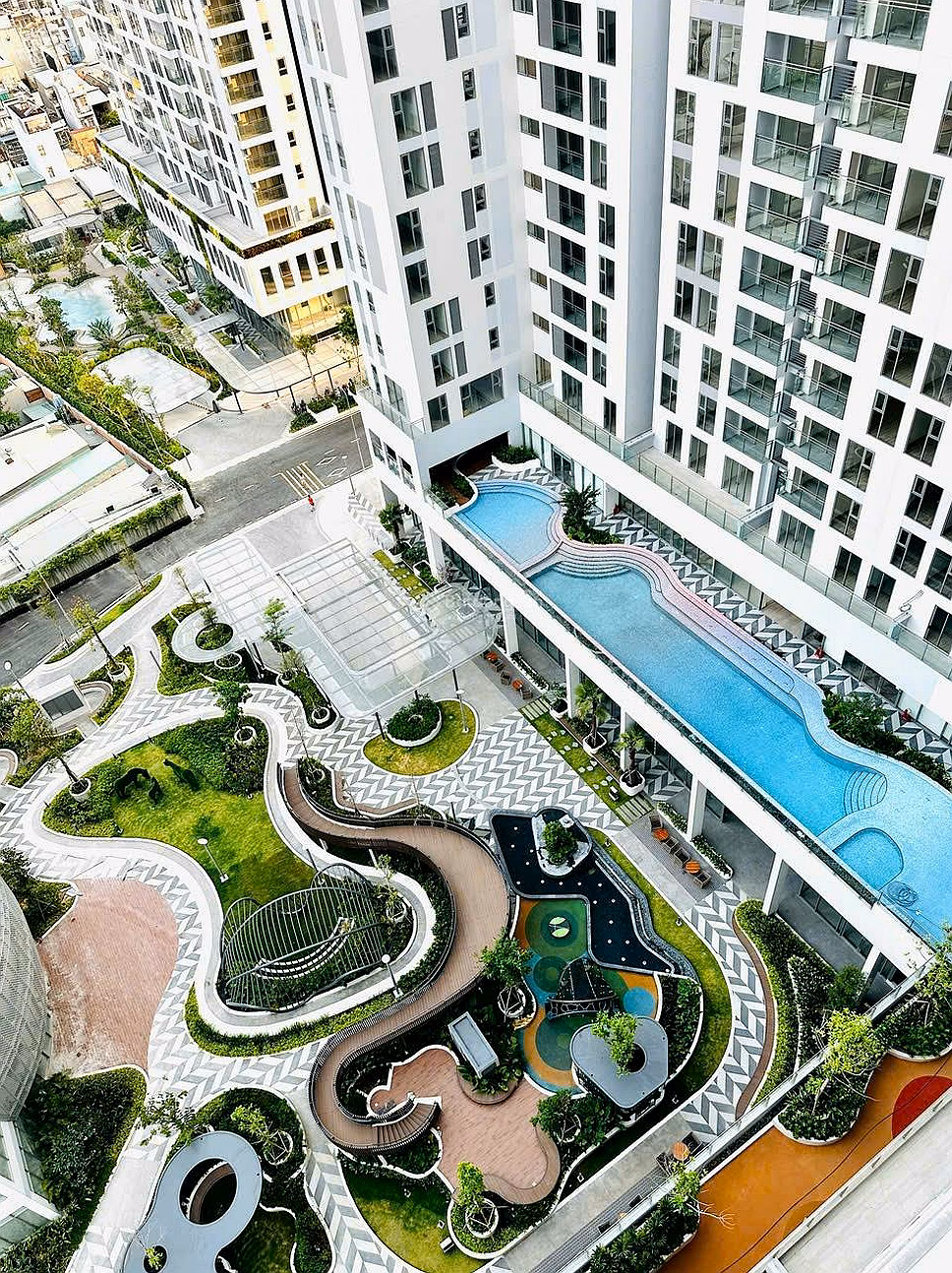 Specializing in renting Urban Green apartments, 2 bedrooms, 2 bathrooms, 65m2