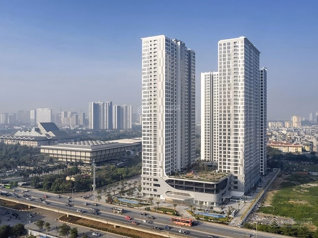 GOOD PRICE VINHOMES WESTPOINT! Selling beautiful 3-bedroom corner apartment in W2 building, price only 12.x billion including fees***