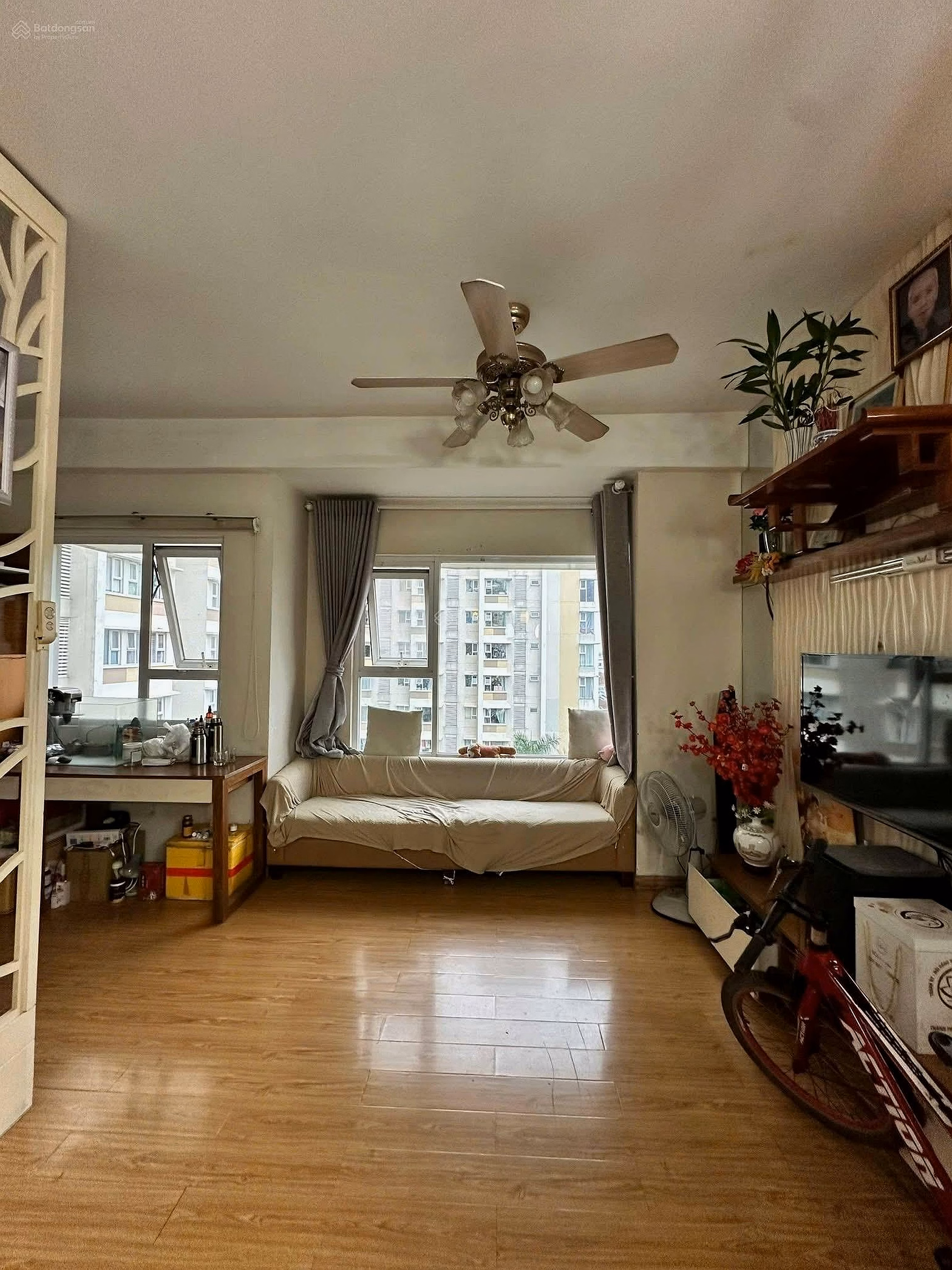 Flora Anh Dao apartment for rent, price 7.5 million, nearly full, 55 m2 0909 940 ***