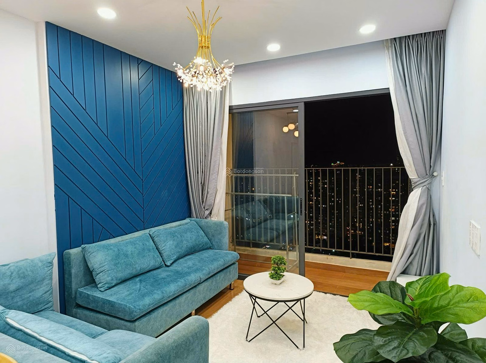 Lavida Plus apartment for rent: 2 bedrooms, 2 bedrooms, area 74m2, fully furnished, near RMIT, TDTU, District 7