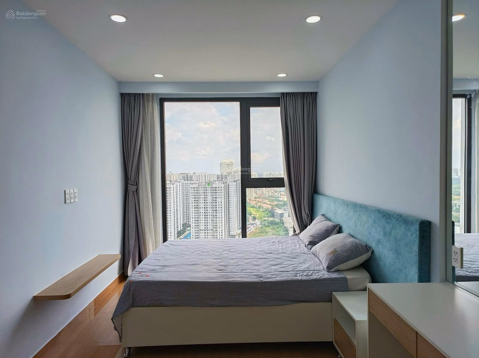 Lavida Plus apartment for rent: 2 bedrooms, 2 bedrooms, area 74m2, fully furnished, near RMIT, TDTU, District 7