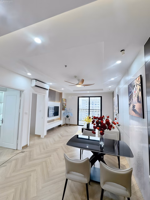 Ms. Ly Timescity sends you the best apartment rental price in June 2026, contact 0332 553 ***