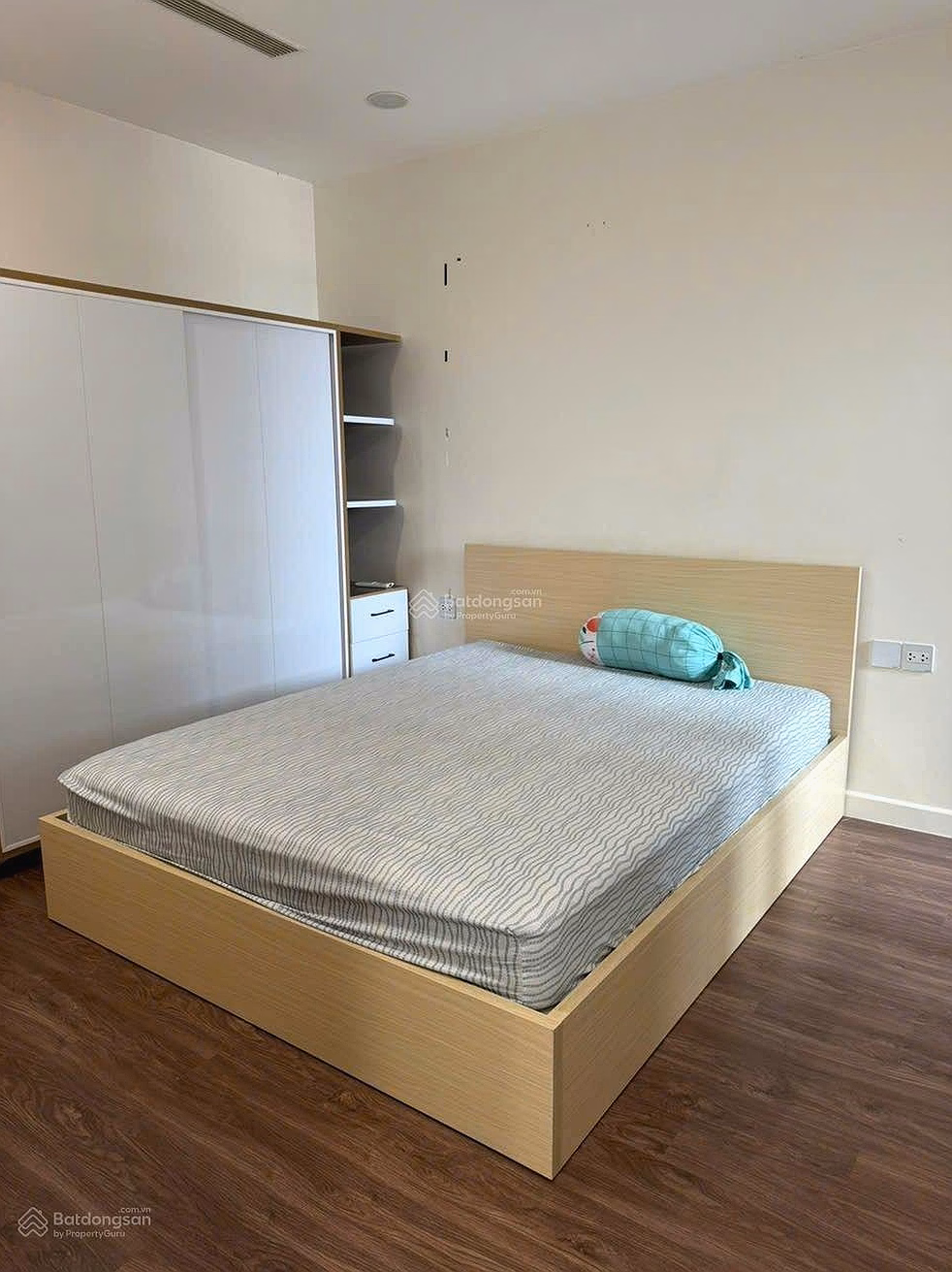 Sunshine Sky City apartment for rent, 23 Phu Thuan - Tan Phu Ward - District 7