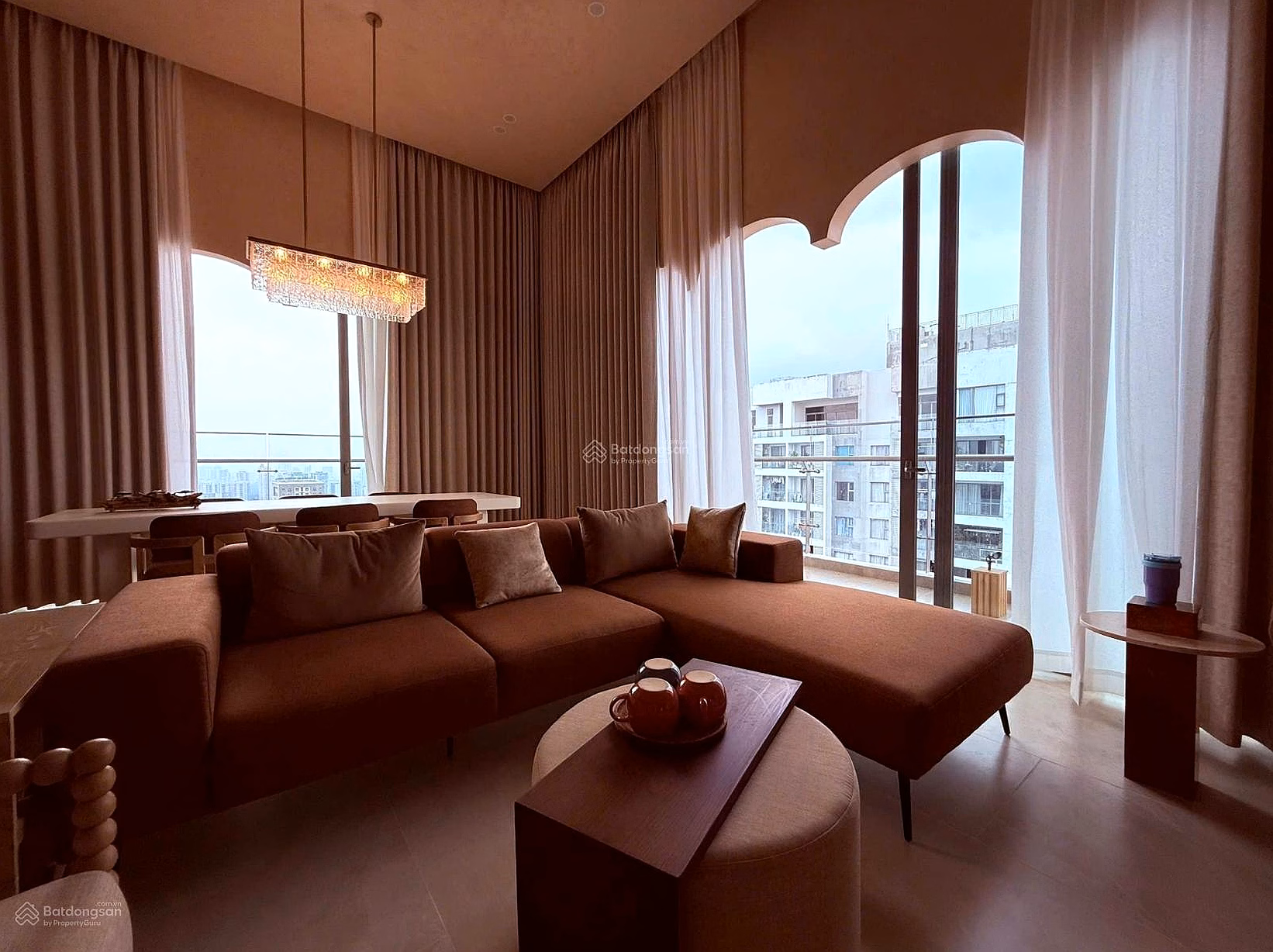 River Panorama penthouse for rent in District 7