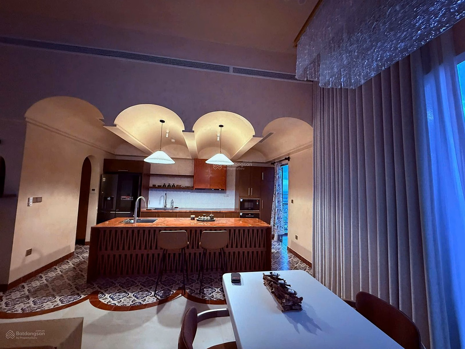 River Panorama penthouse for rent in District 7