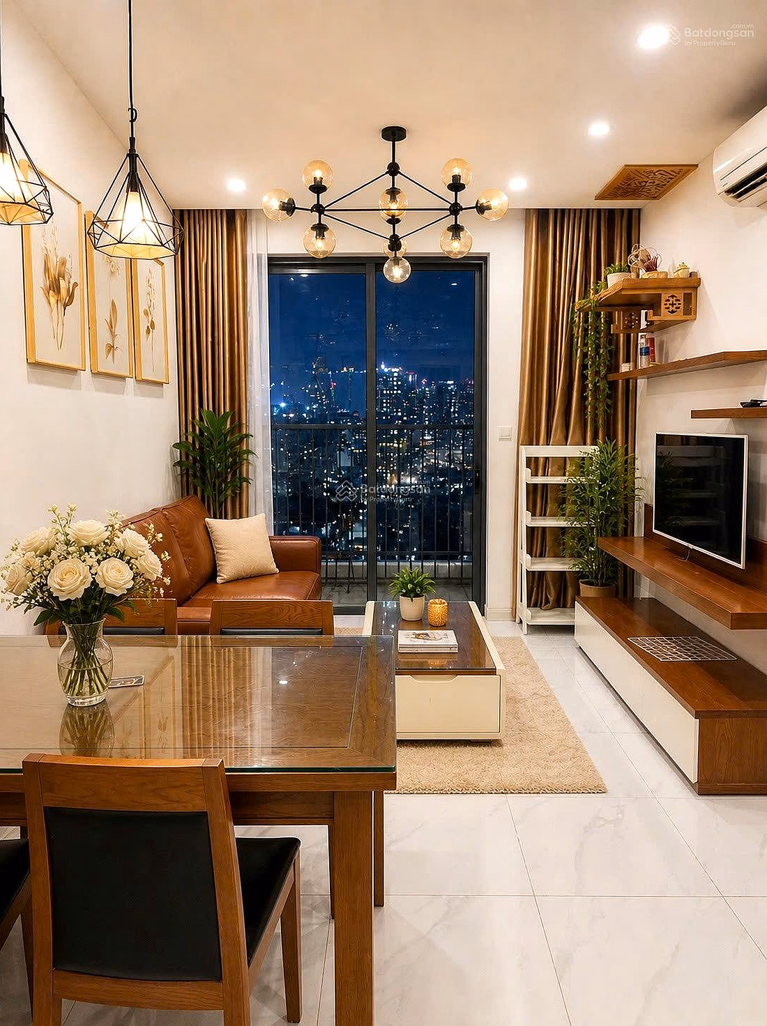 Selling 2N_Full furnished apartment on the middle floor, cool Southeast direction. only 7.15 billion at Florence My Dinh - committed to no virtual greetings.