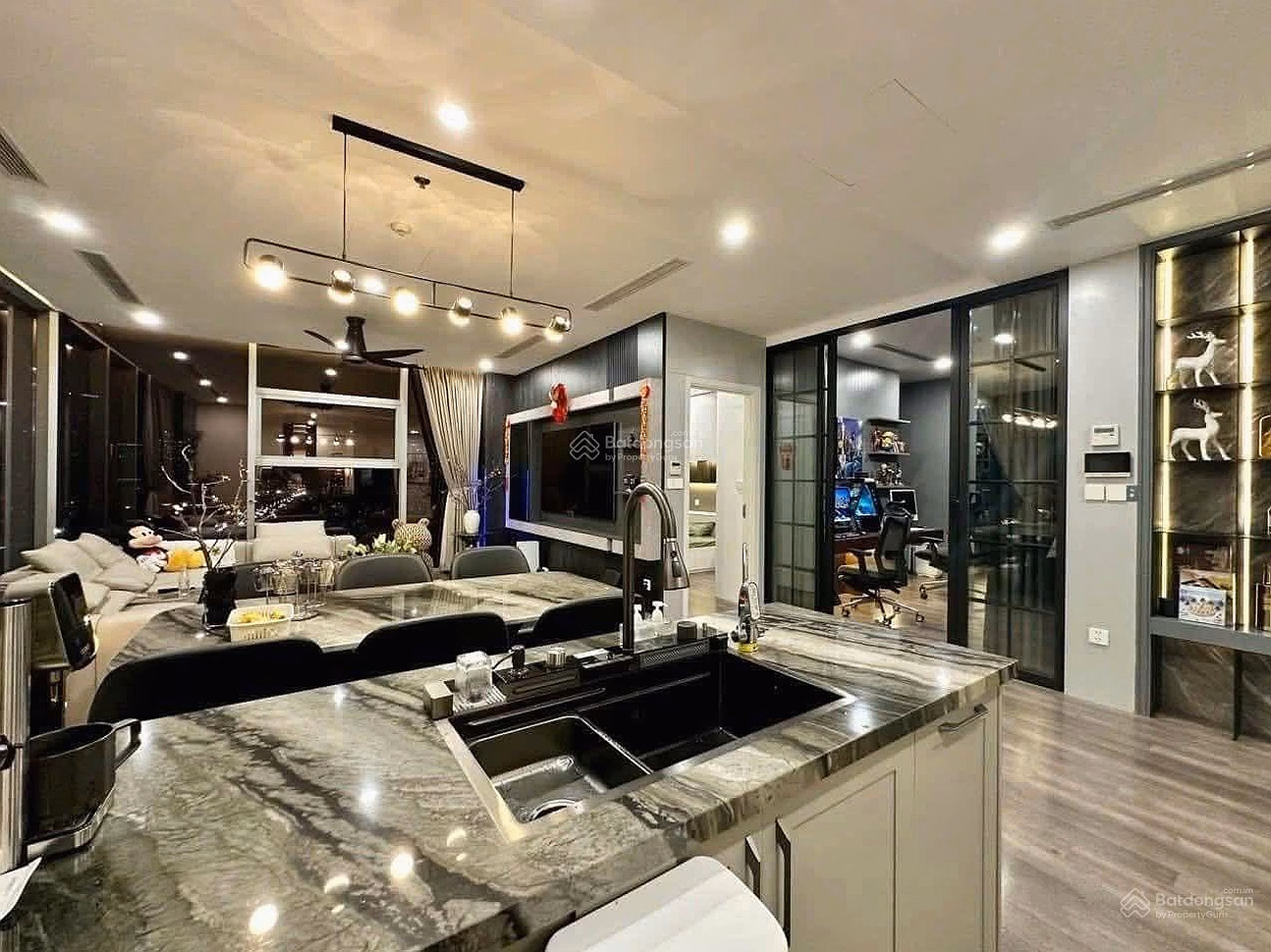 Hot! Selling Opal Garden apartment, 6.8 billion, 95m2, on street 20, Hiep Binh Chanh ward, Thu Duc