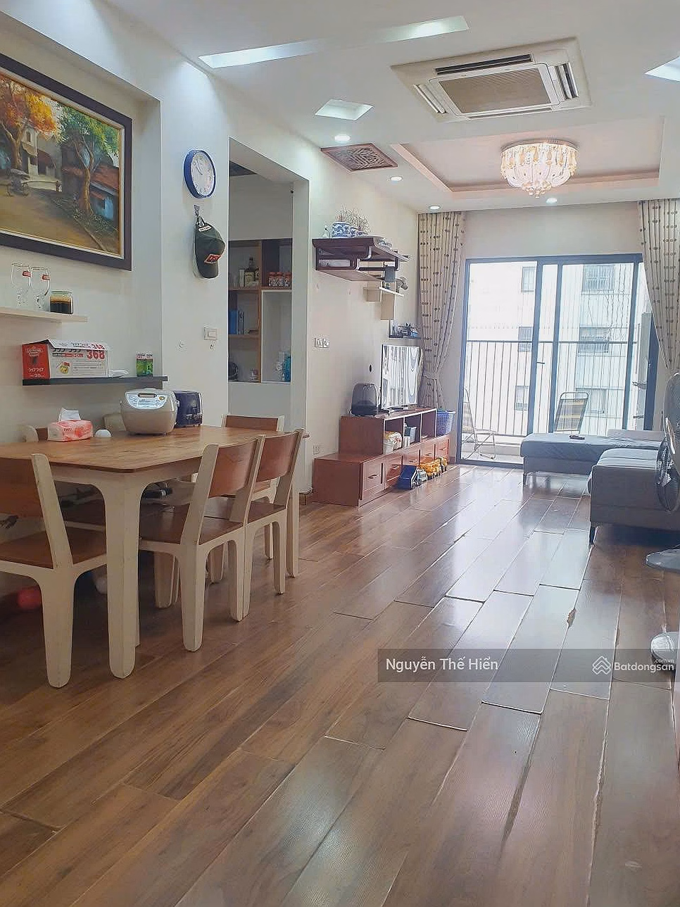 EXTREMELY RARE - Raibown Linh Dam apartment for sale - Area 91m2-3N 2vs (2 balconies) - Price 7.x billion (negotiable price).