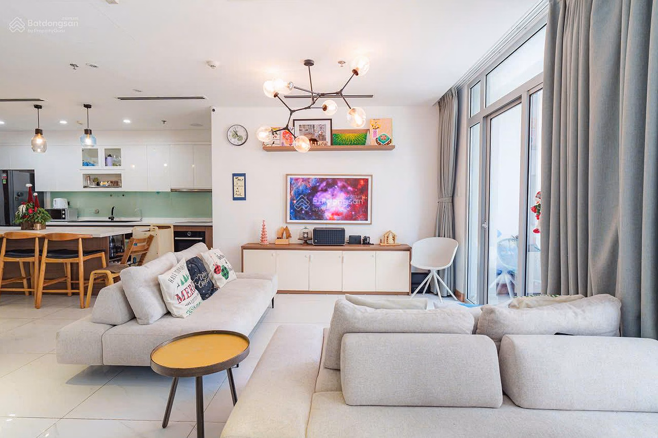 2 BEDROOM PINE DAM FOR SALE AT THE CHEAPEST PRICE IN VINHOMES CENTRAL PARK
