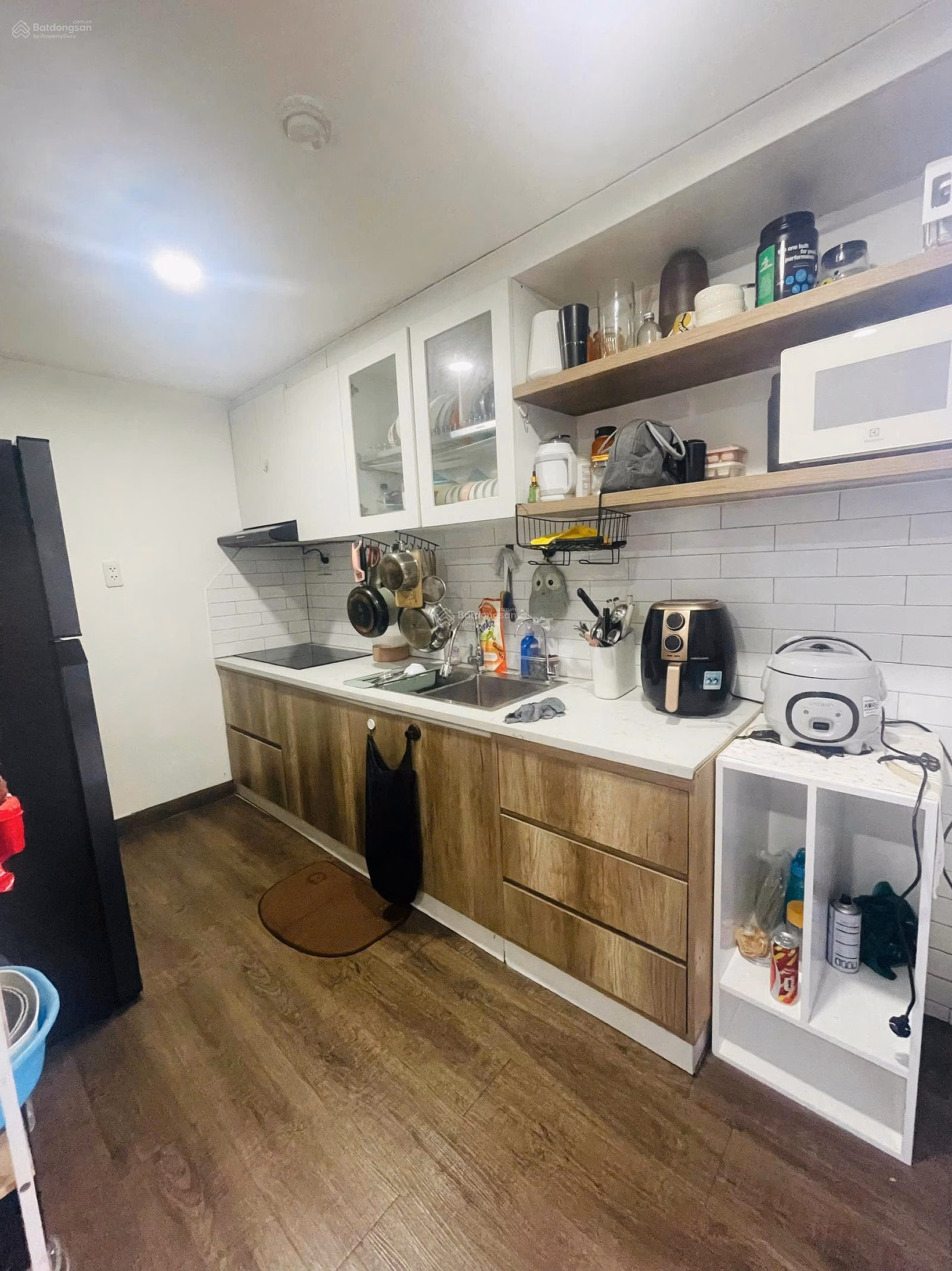 Urgent sale of beautiful fully furnished apartment 3 bedrooms, 3 bathrooms, 89m2 in La Astoria, negotiable price