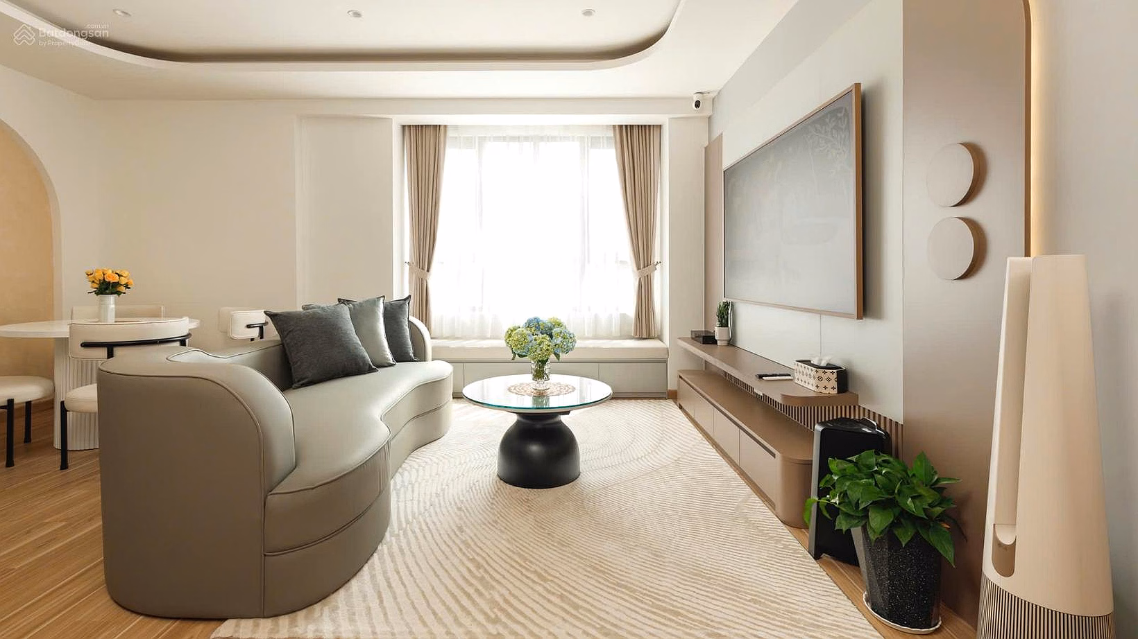 Quick sale of Terra Royal apartment, 2 bedrooms, price 7 billion 900*** SDT/