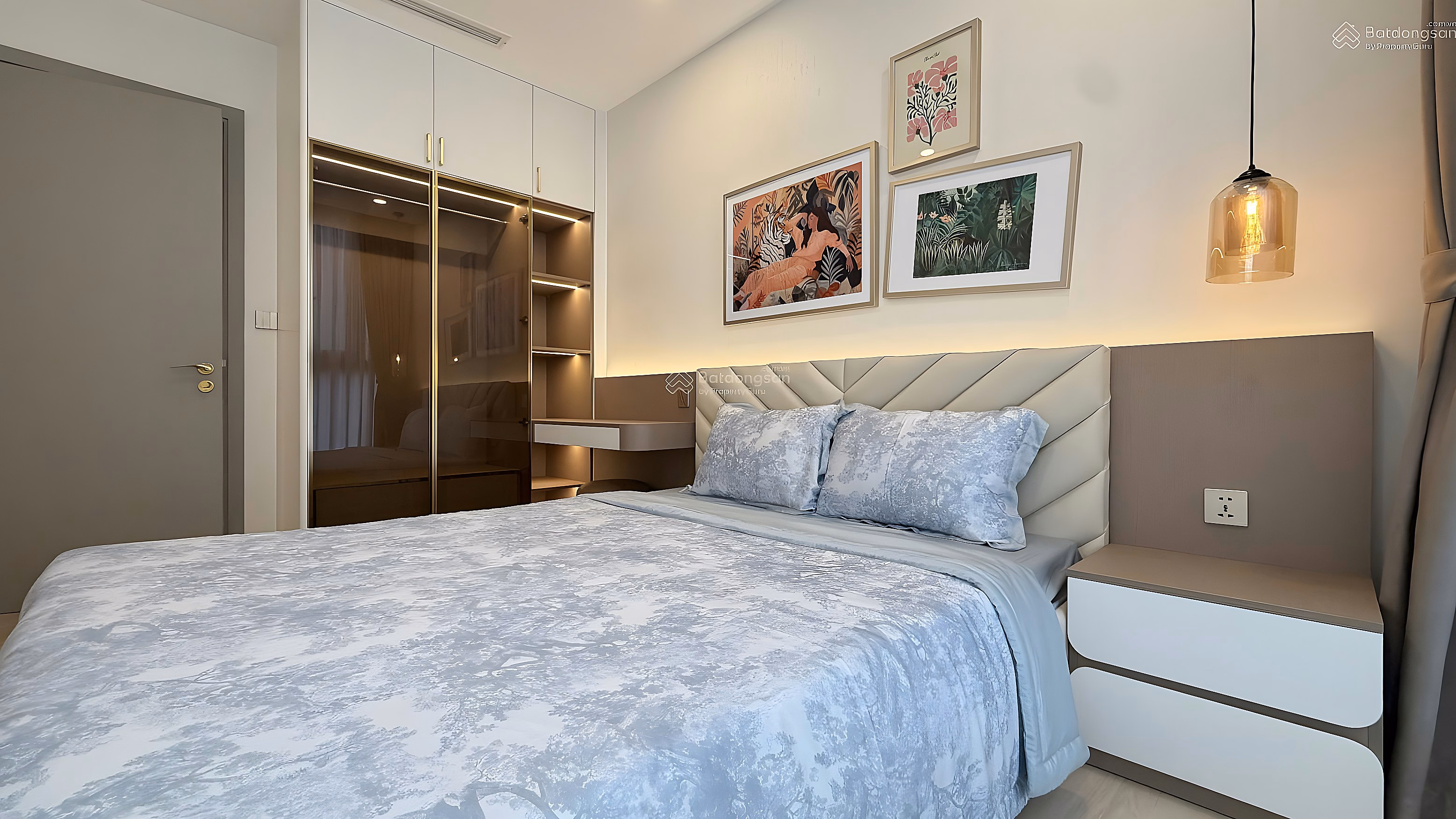 Holding 98% of the shopping cart for Vinhomes Central Park 1 bedroom = 5.8 billion; 2 bedrooms=8.8 billion; 3 bedrooms=12.7 billion; 4 bedrooms=17.8 billion 0936 021 ***