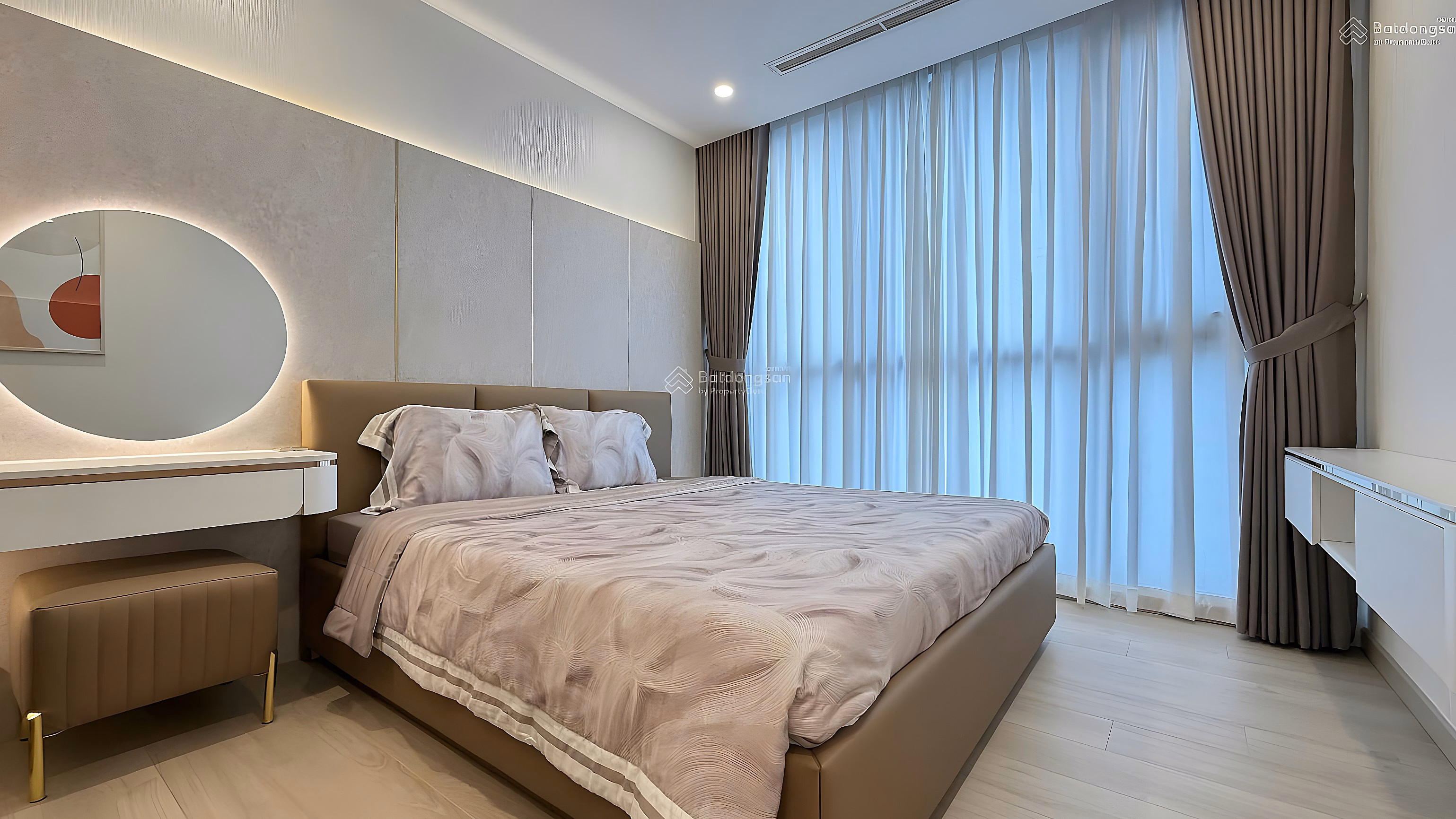 Holding 98% of the shopping cart for Vinhomes Central Park 1 bedroom = 5.8 billion; 2 bedrooms=8.8 billion; 3 bedrooms=12.7 billion; 4 bedrooms=17.8 billion 0936 021 ***