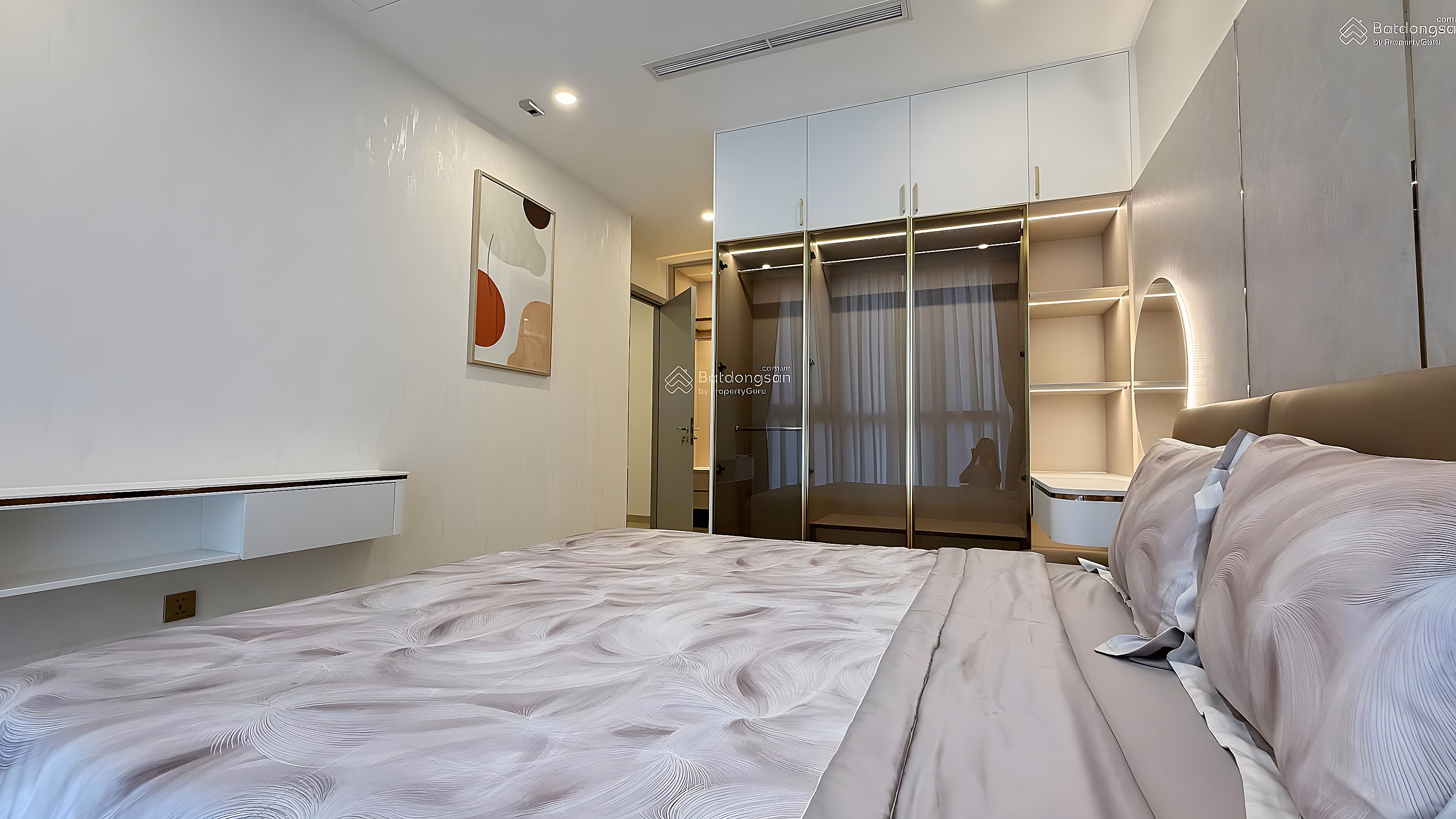 Holding 98% of the shopping cart for Vinhomes Central Park 1 bedroom = 5.8 billion; 2 bedrooms=8.8 billion; 3 bedrooms=12.7 billion; 4 bedrooms=17.8 billion 0936 021 ***