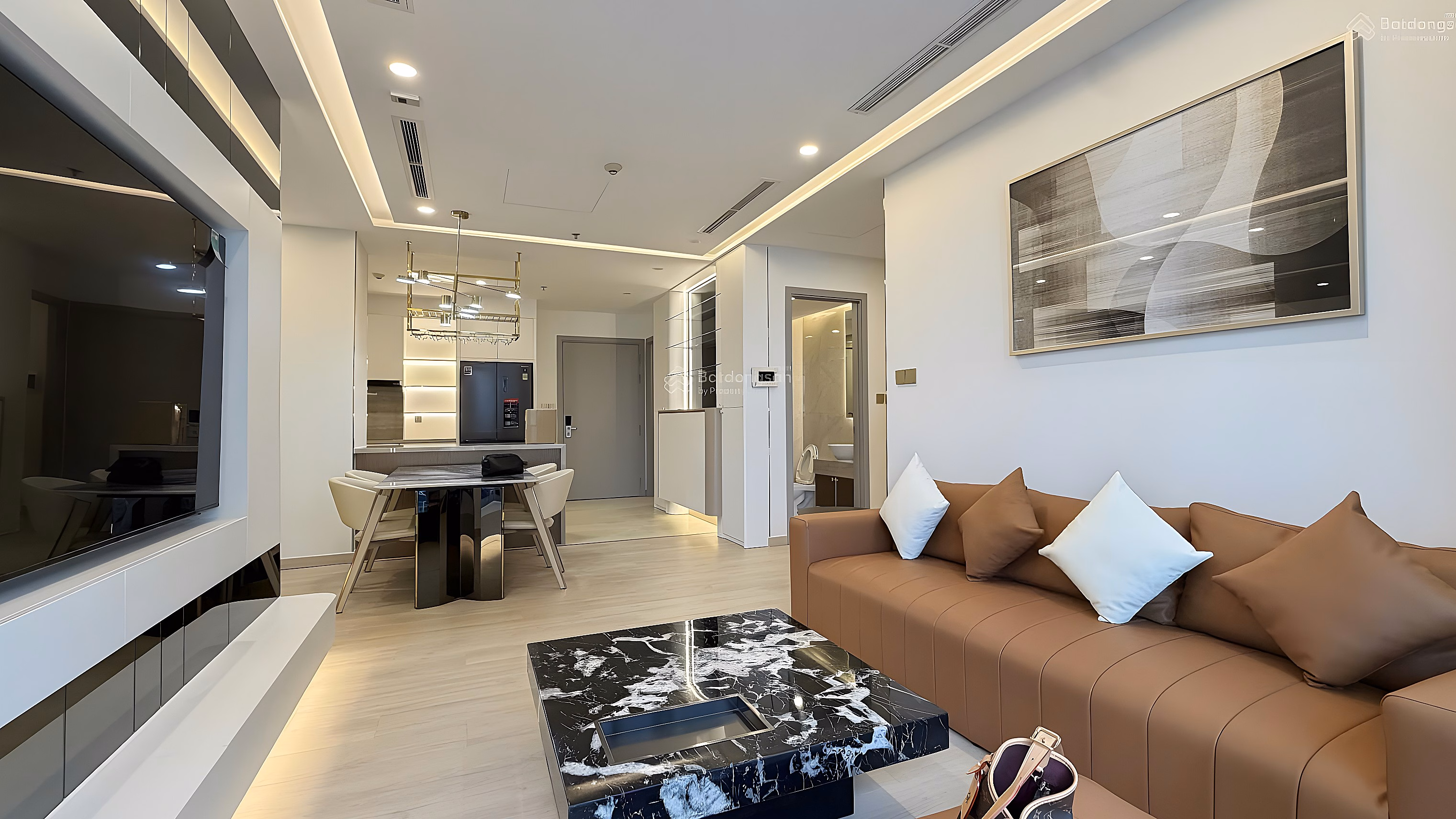 Holding 98% of the shopping cart for Vinhomes Central Park 1 bedroom = 5.8 billion; 2 bedrooms=8.8 billion; 3 bedrooms=12.7 billion; 4 bedrooms=17.8 billion 0936 021 ***