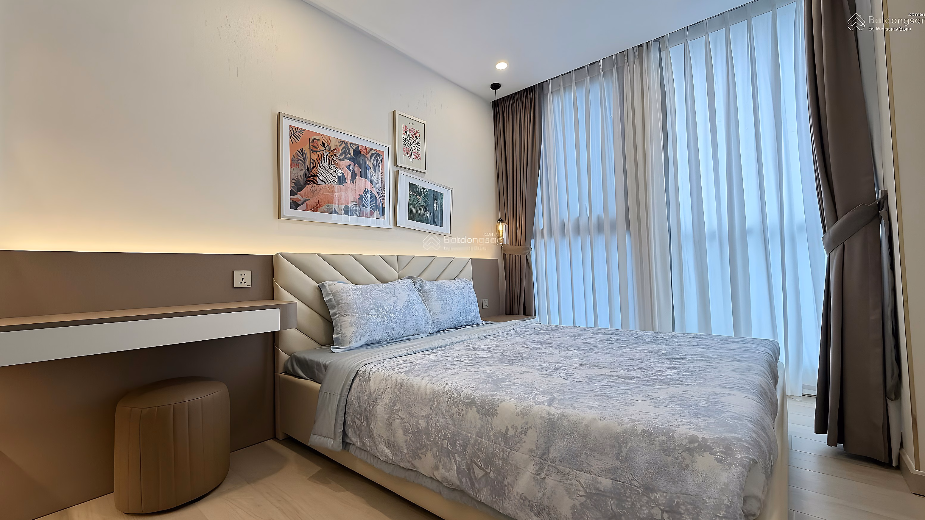 Holding 98% of the shopping cart for Vinhomes Central Park 1 bedroom = 5.8 billion; 2 bedrooms=8.8 billion; 3 bedrooms=12.7 billion; 4 bedrooms=17.8 billion 0936 021 ***