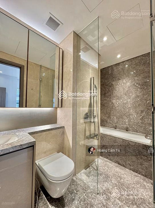 Sky Center CC for Rent, Pho Quang, Tan Binh, Area 74m2, 2 Bedrooms - 2 Bathrooms Price 14 MILLION, BEAUTIFUL HOUSE***
