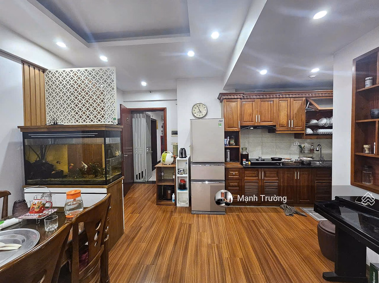 Selling 2-bedroom corner apartment, red book from owner of apartment building D1 CT2 Tay Nam Linh Dam