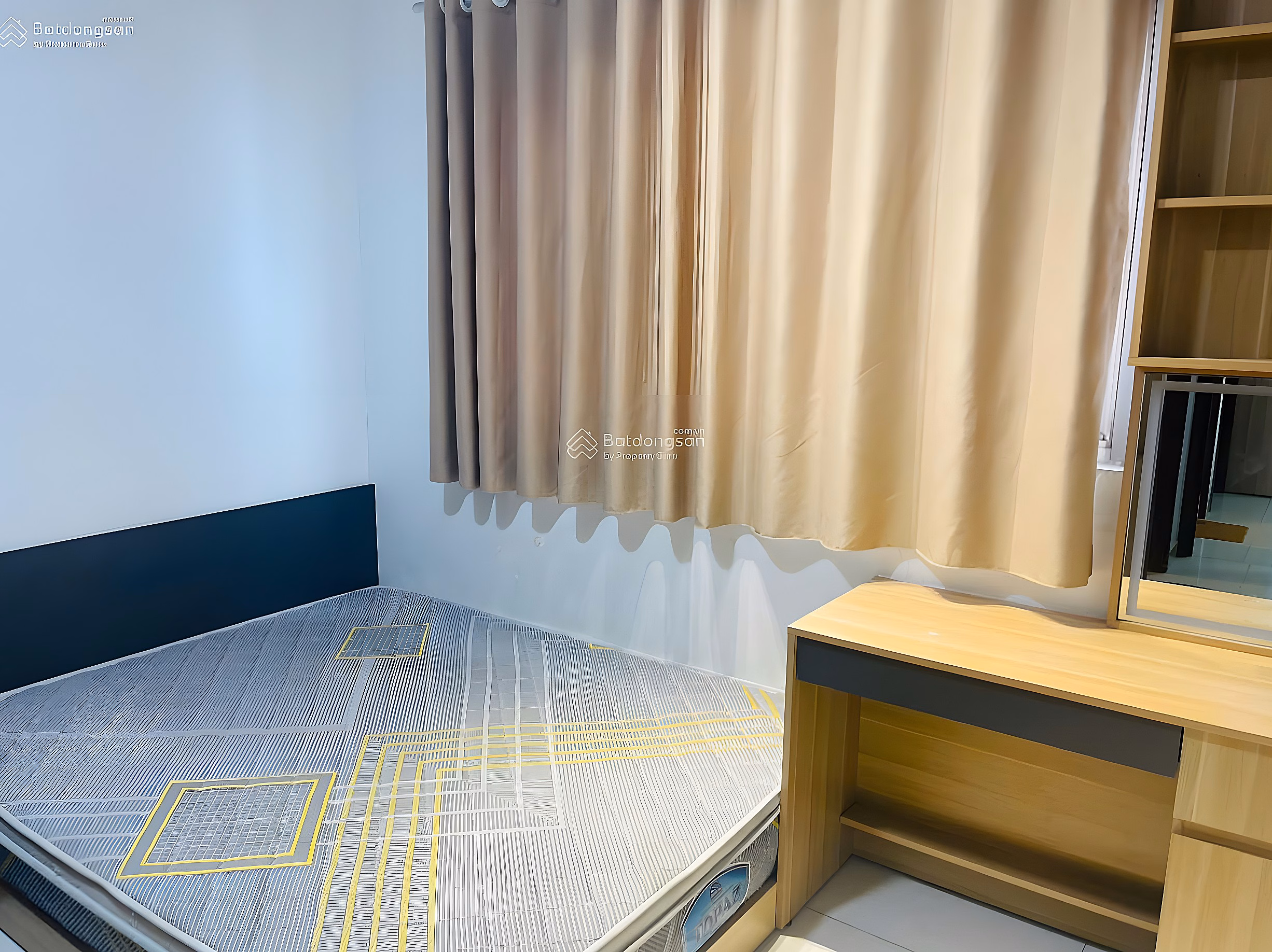 Apartment for rent with 2 bedrooms, 2 bathrooms, 70m2 in Ruby - Celadon City, 13 million VND for immediate occupancy