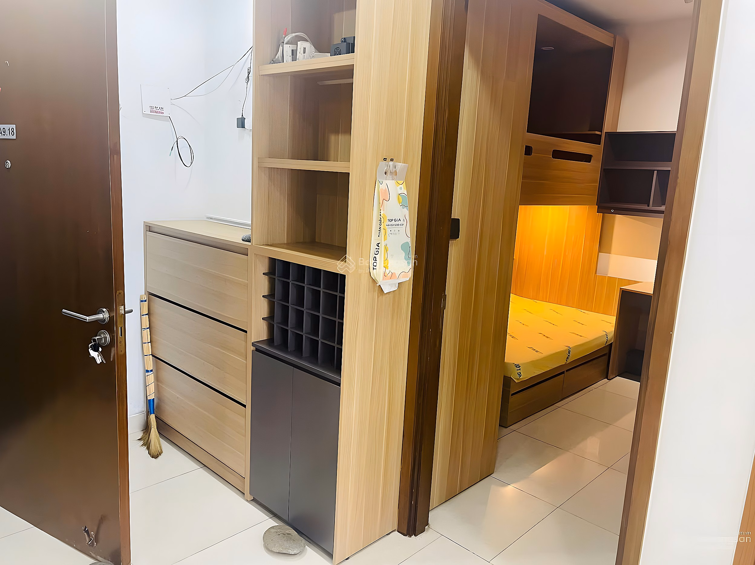 Apartment for rent with 2 bedrooms, 2 bathrooms, 70m2 in Ruby - Celadon City, 13 million VND for immediate occupancy