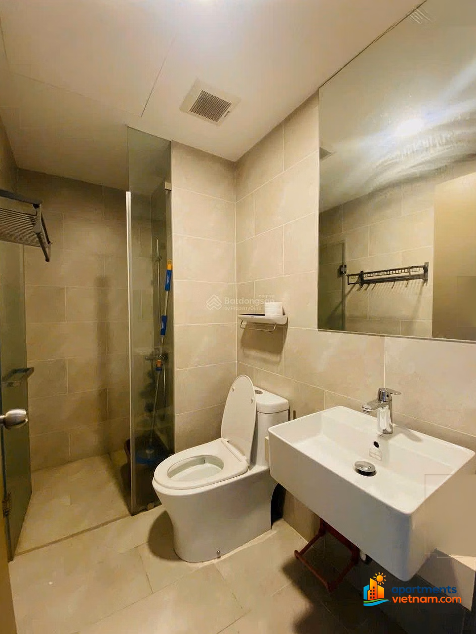 There is news: Selling Westgate apartments transferred from 2,690 billion 2-bedroom apartments; 3 bedrooms. Contact PKD: 0909 086 ***