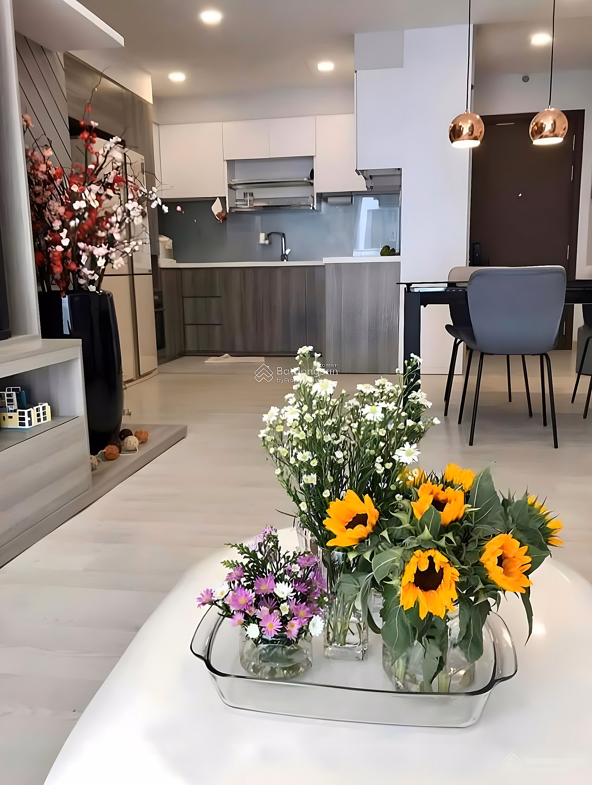 Sunrise Riverside 3 bedrooms, 2 bathrooms, full NT for rent, high-class. Price 20 million***