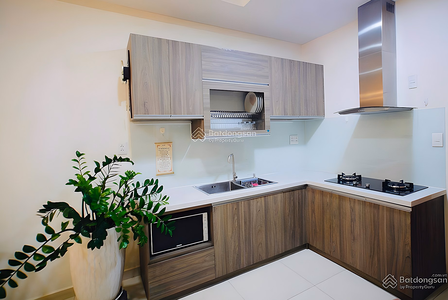 M-One South Saigon luxury apartment for rent D. Be Van Cam District 7, area 68m², 2 bedrooms full interior price 12.5 million