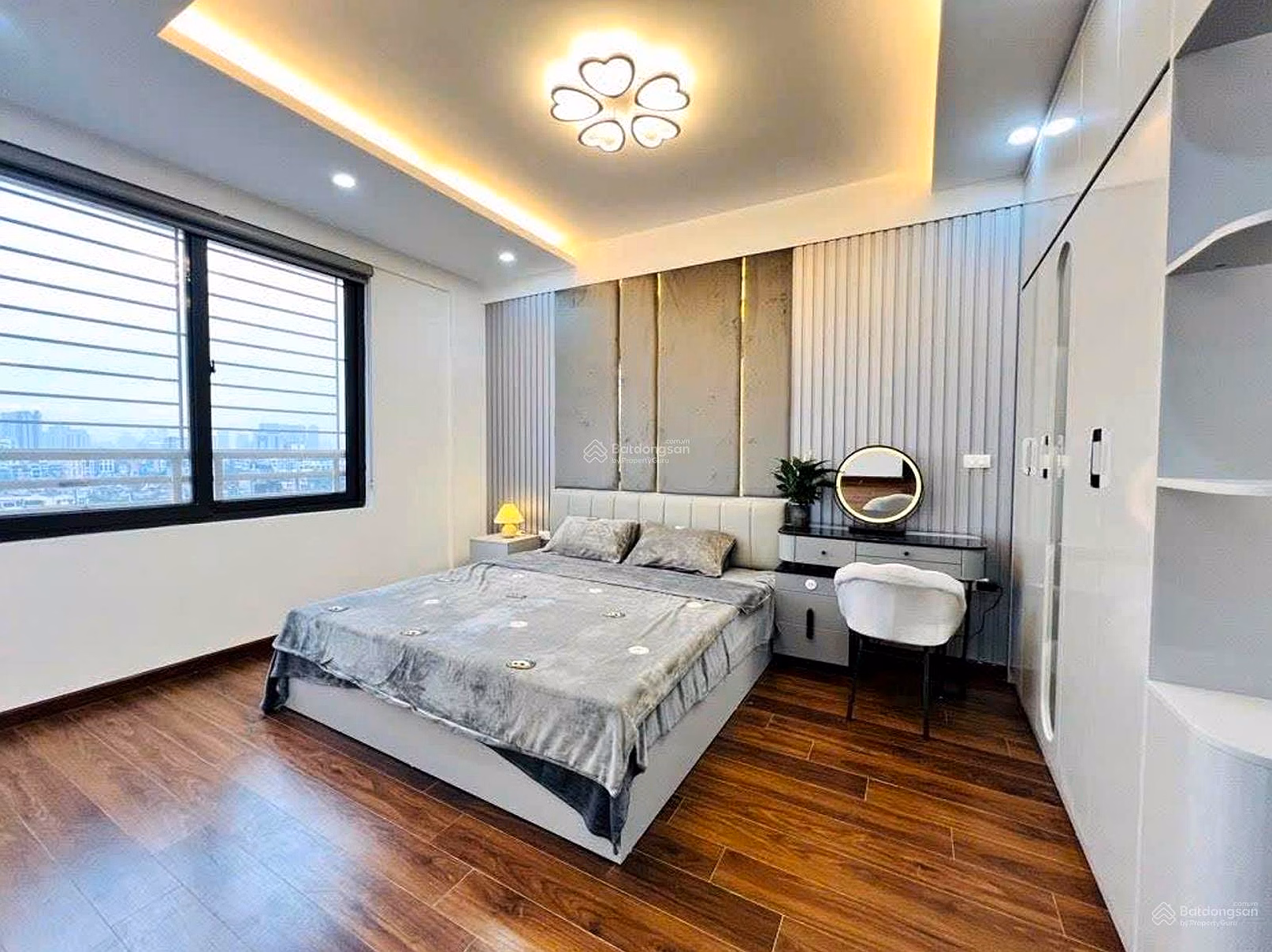 Twin tower apartment for sale, 30T2 Nguyen Chanh, 55m2, 4.1 billion, 2 bedrooms, 1 living room, red book, full beautiful furniture