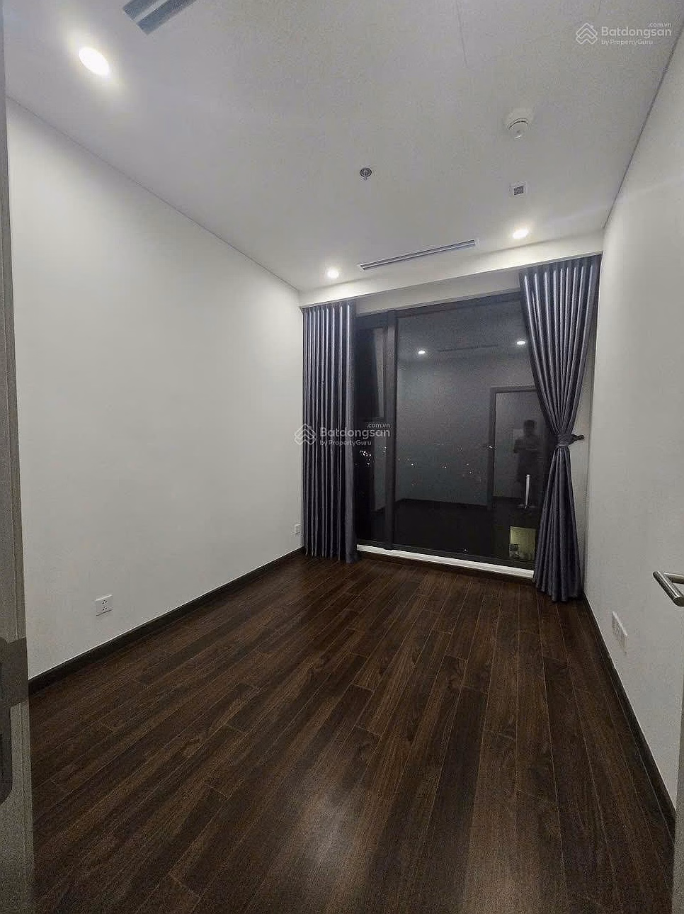 Selling a 3-bedroom house - 75m2, newly removed Masteri West Heights stamp (100% new), pink book ready***