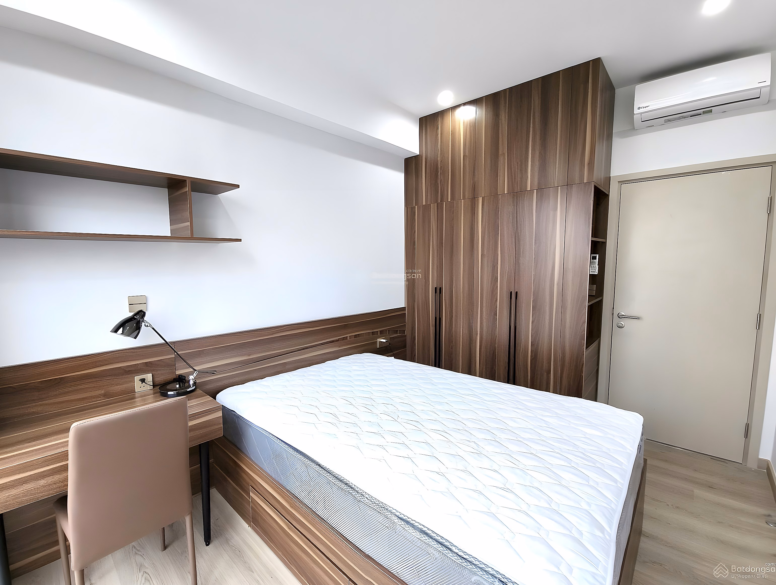 THE ASCENTIA FOR RENT - 2 SUPER COMFORTABLE BANCON - full high-end furniture - price 28 million/month (empty house)