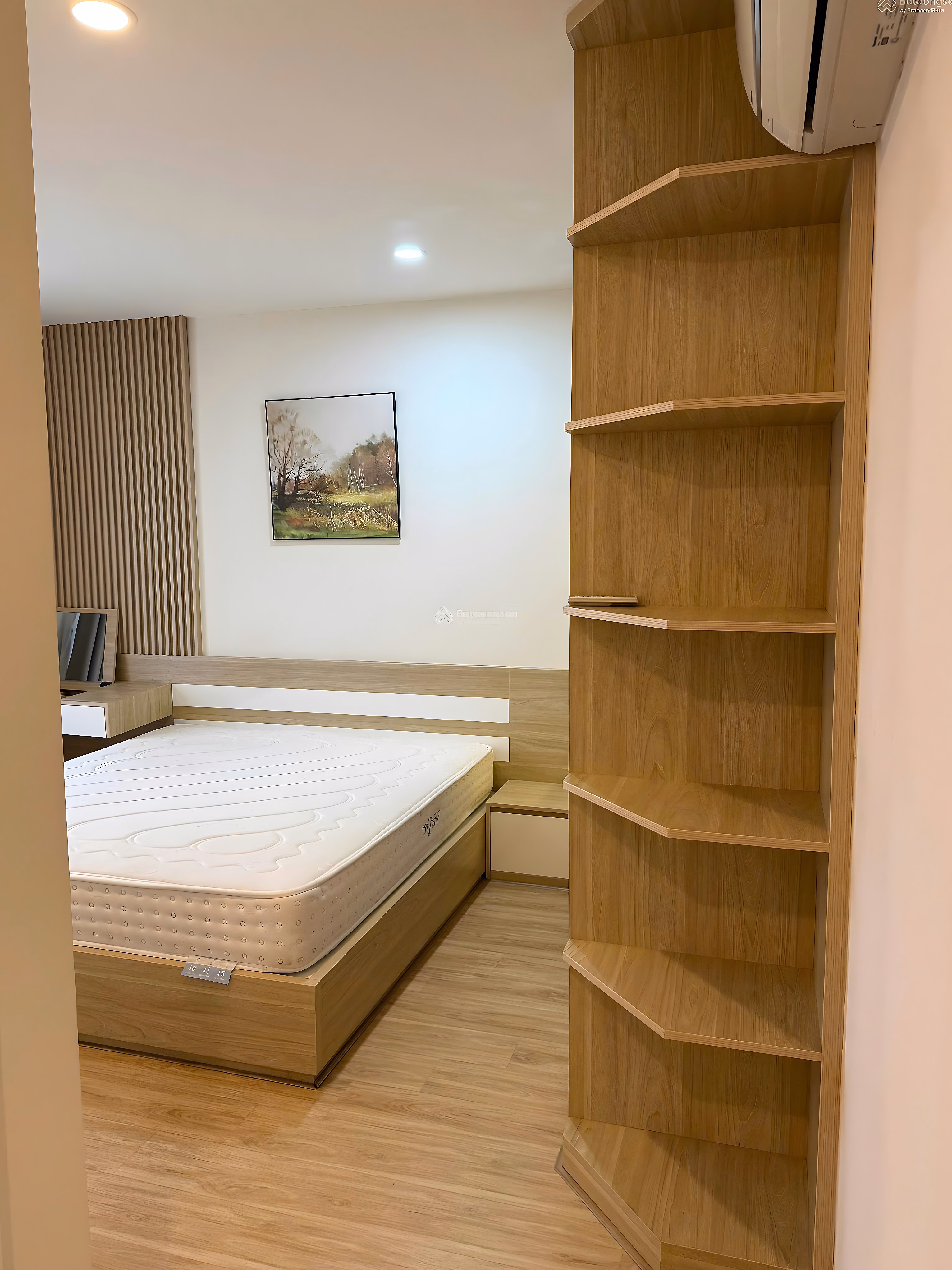 SUPER PRICE FOR INVESTING LUXURY APARTMENT NOVO KOSMO TAY HO BUILDING