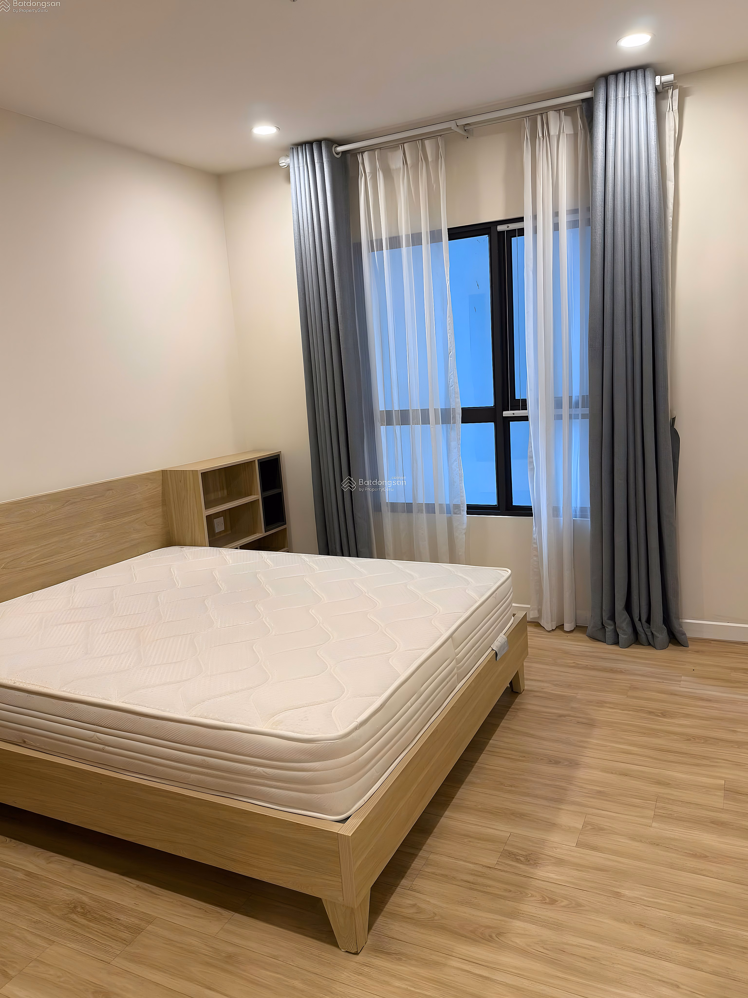 SUPER PRICE FOR INVESTING LUXURY APARTMENT NOVO KOSMO TAY HO BUILDING