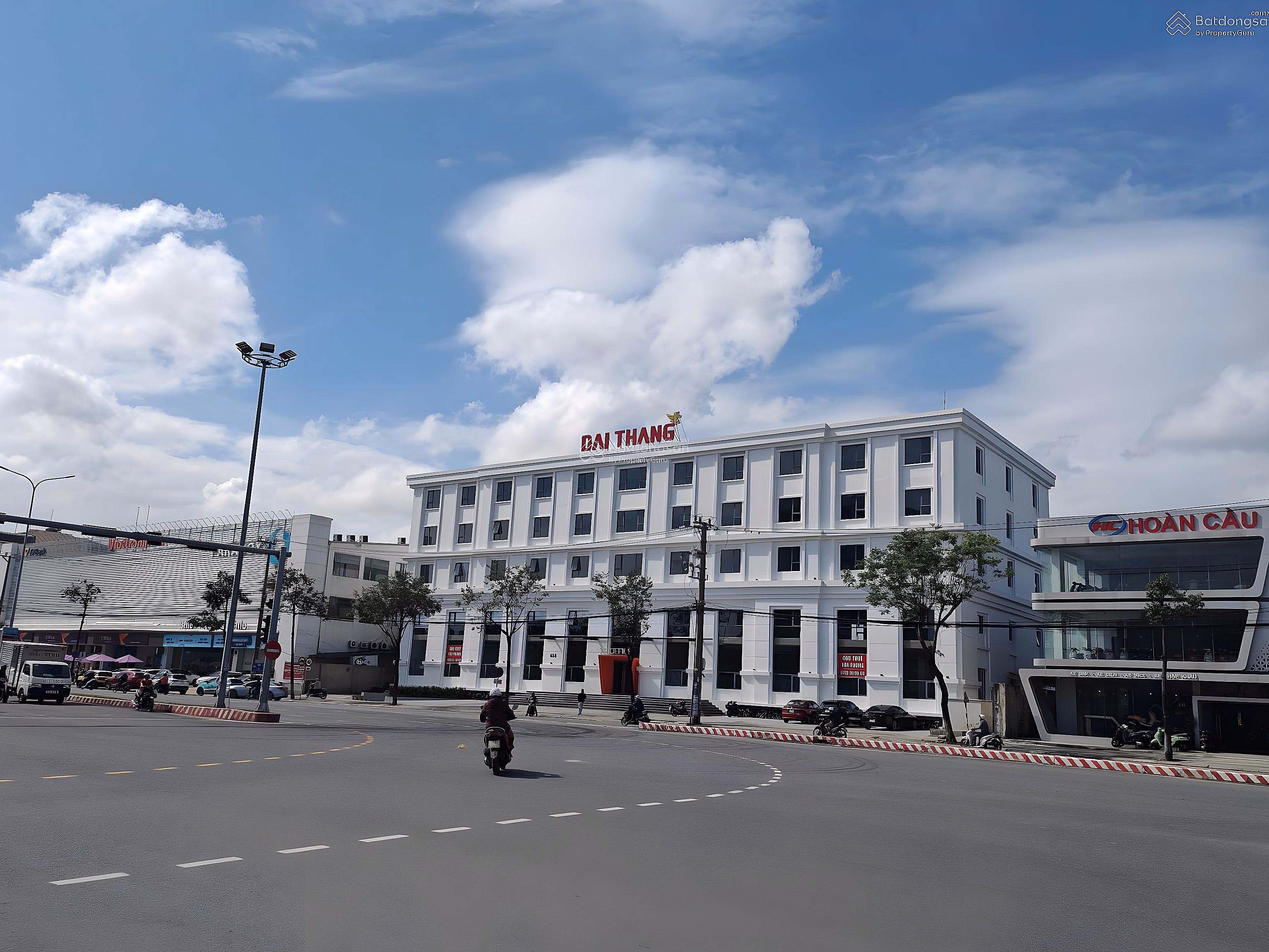 15m horizontal space for rent on Nguyen Huu Tho street (315m2) - Kproperty Vietnam