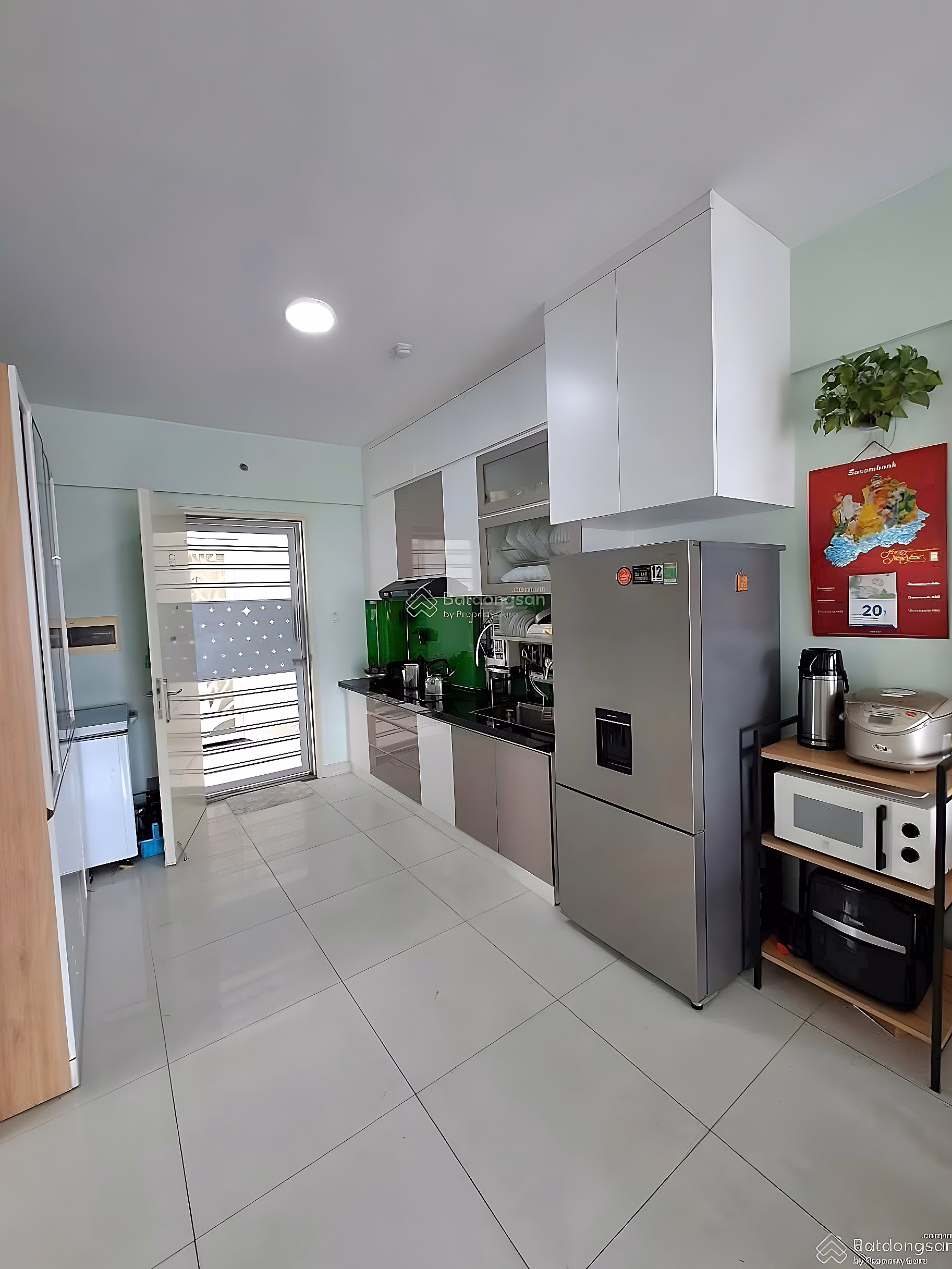 Phu Tho Apartment, Nguyen Thi Nho, District 11: 75m2, 2 bedrooms, NTCB, 10.5 million