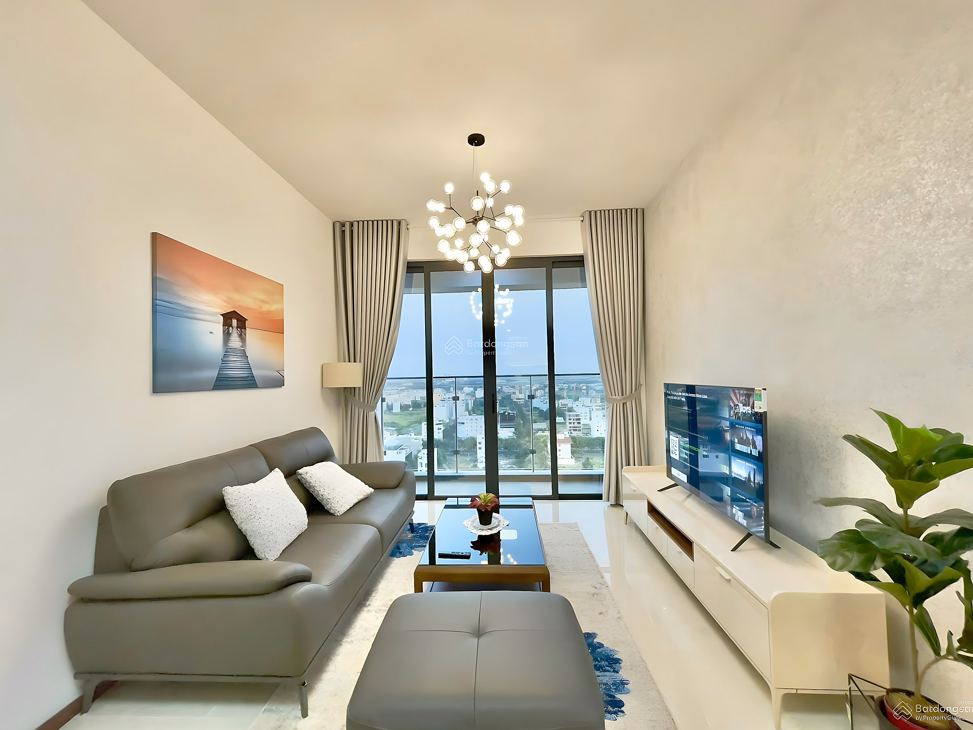 2 Bedroom Apartment with River View_Nice House_Cool Direction
