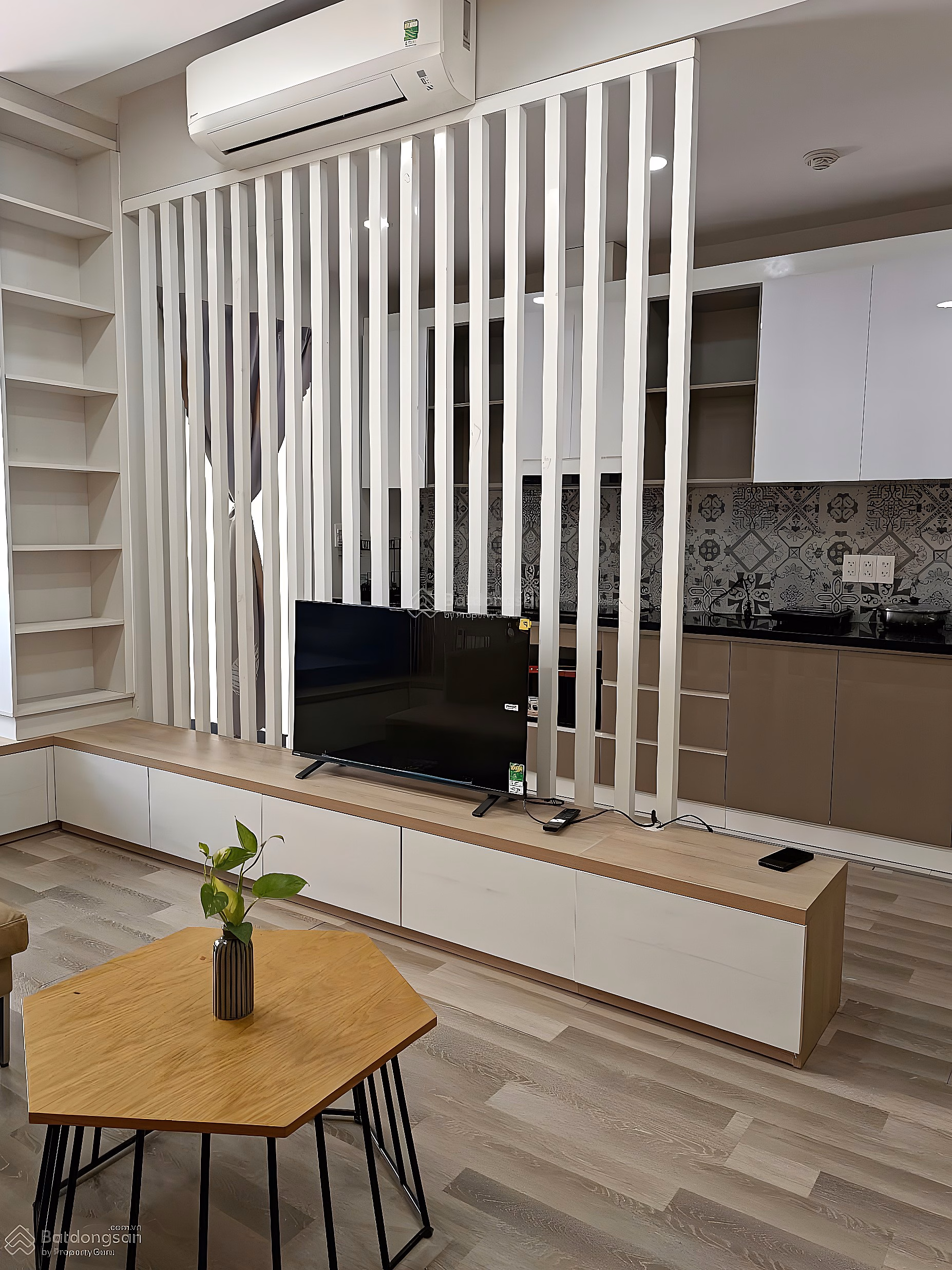 Luxury apartment for rent near Tan Son Nhat Airport - 14 million, 0367 199 ***