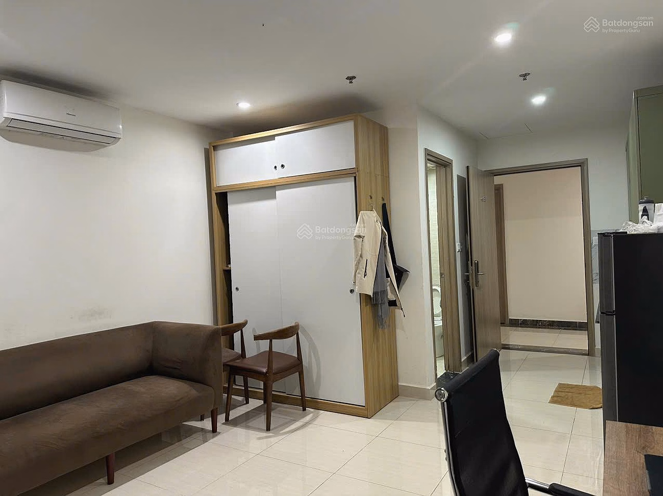 Selling Vinhomes OCP studio 30.4m² with clear water, fully furnished, beautiful floor, price 2.05 billion strokes***