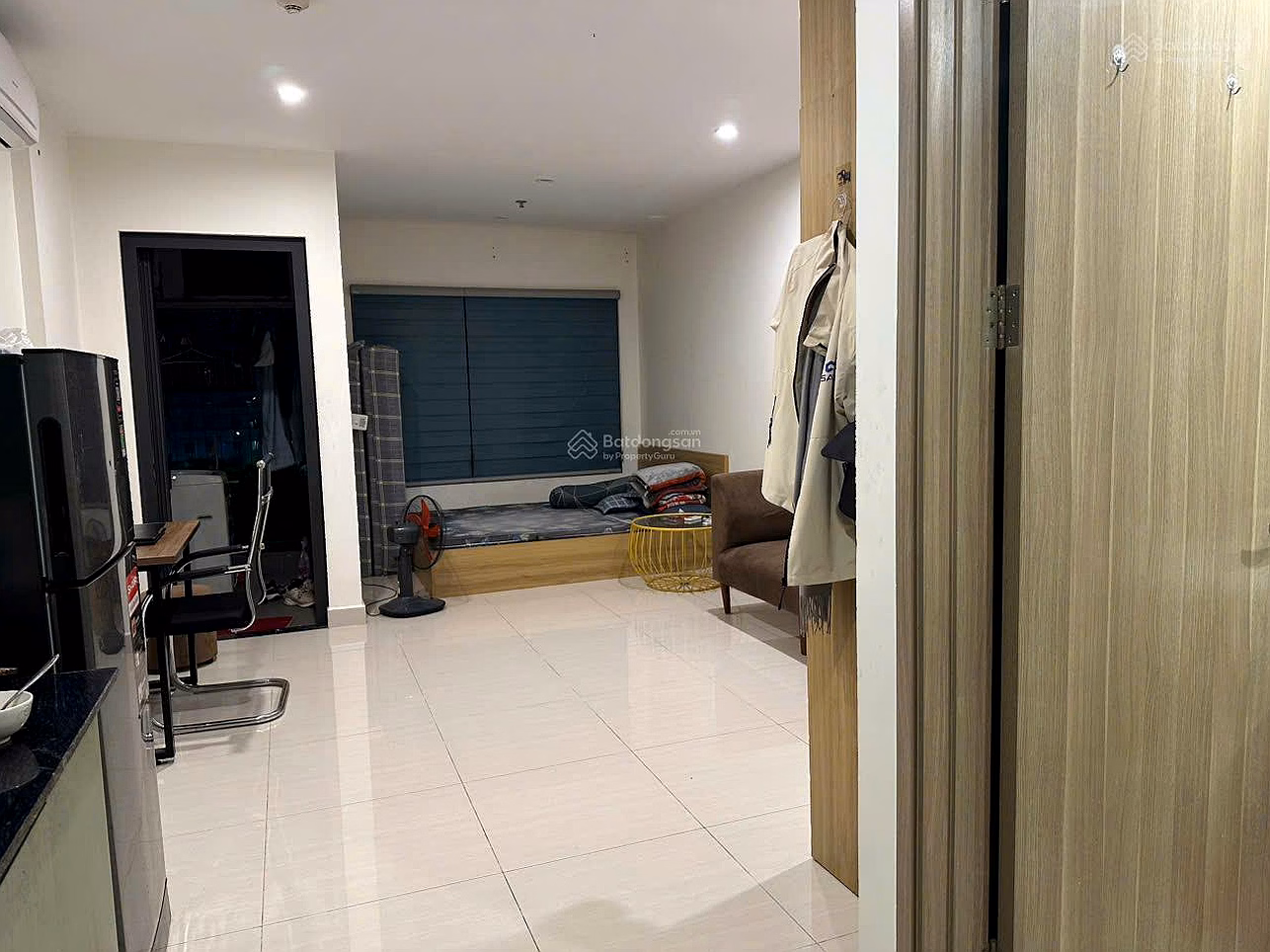 Selling Vinhomes OCP studio 30.4m² with clear water, fully furnished, beautiful floor, price 2.05 billion strokes***